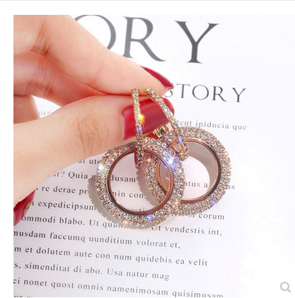 Simple and fashionable fashion ear pin 2020