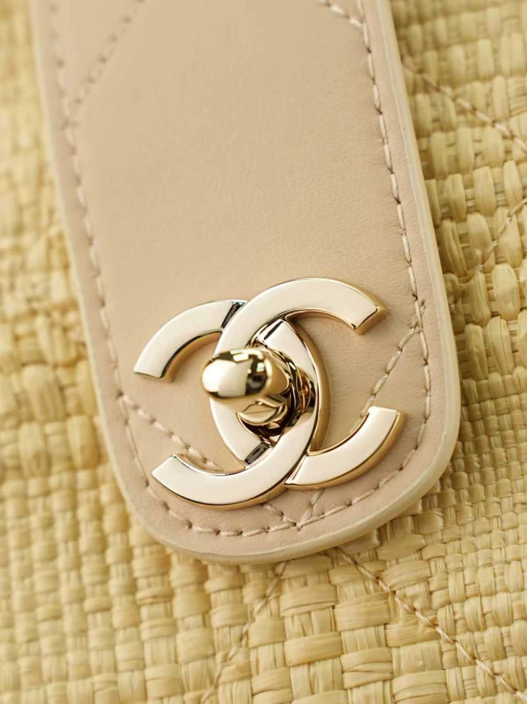 Chanel Beige Straw Woven Shoulder Bag product photo from LabelPicks