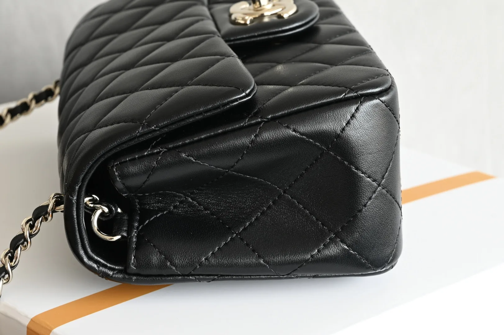 Chanel Black Lambskin Shoulder Bag product photo from LabelPicks