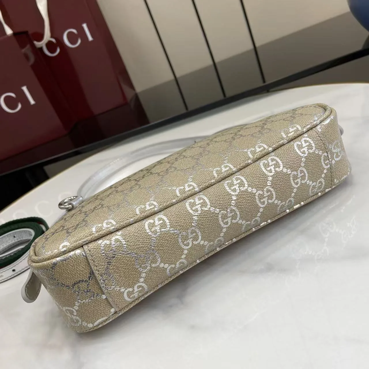 Gucci Polished Shoulder Bag product photo from LabelPicks