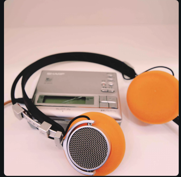 Tenii KPx52 Retro Old School 52mm dynamic HeadPhone Brand New - GreshamTech