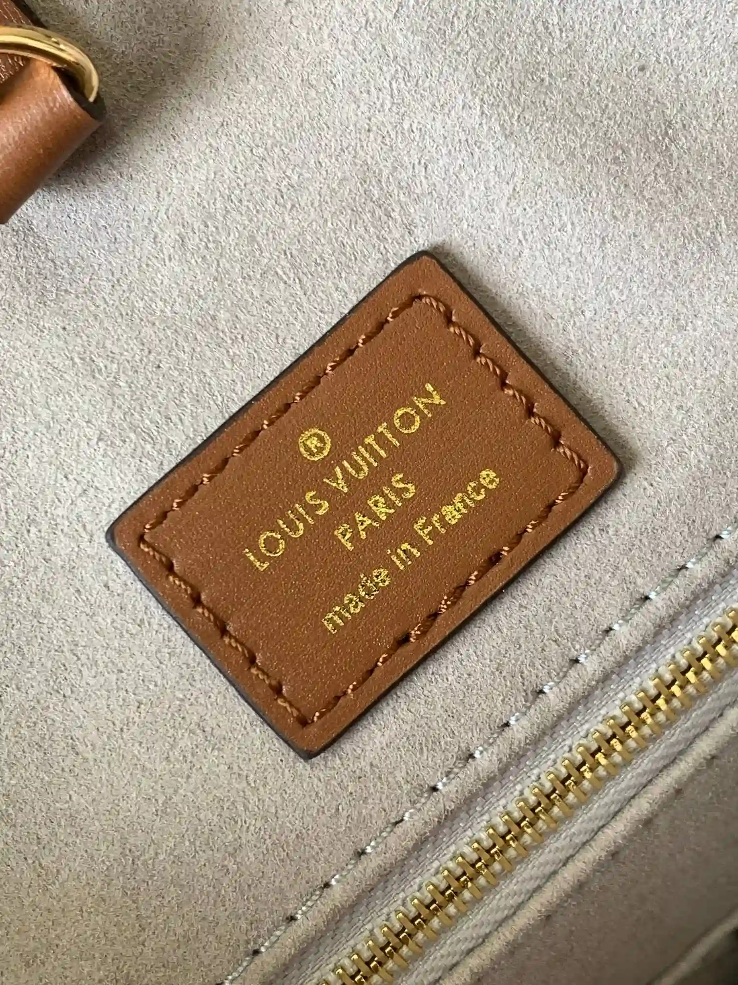 Louis Vuitton White Onthego Calfskin Tote Bag product photo from LabelPicks