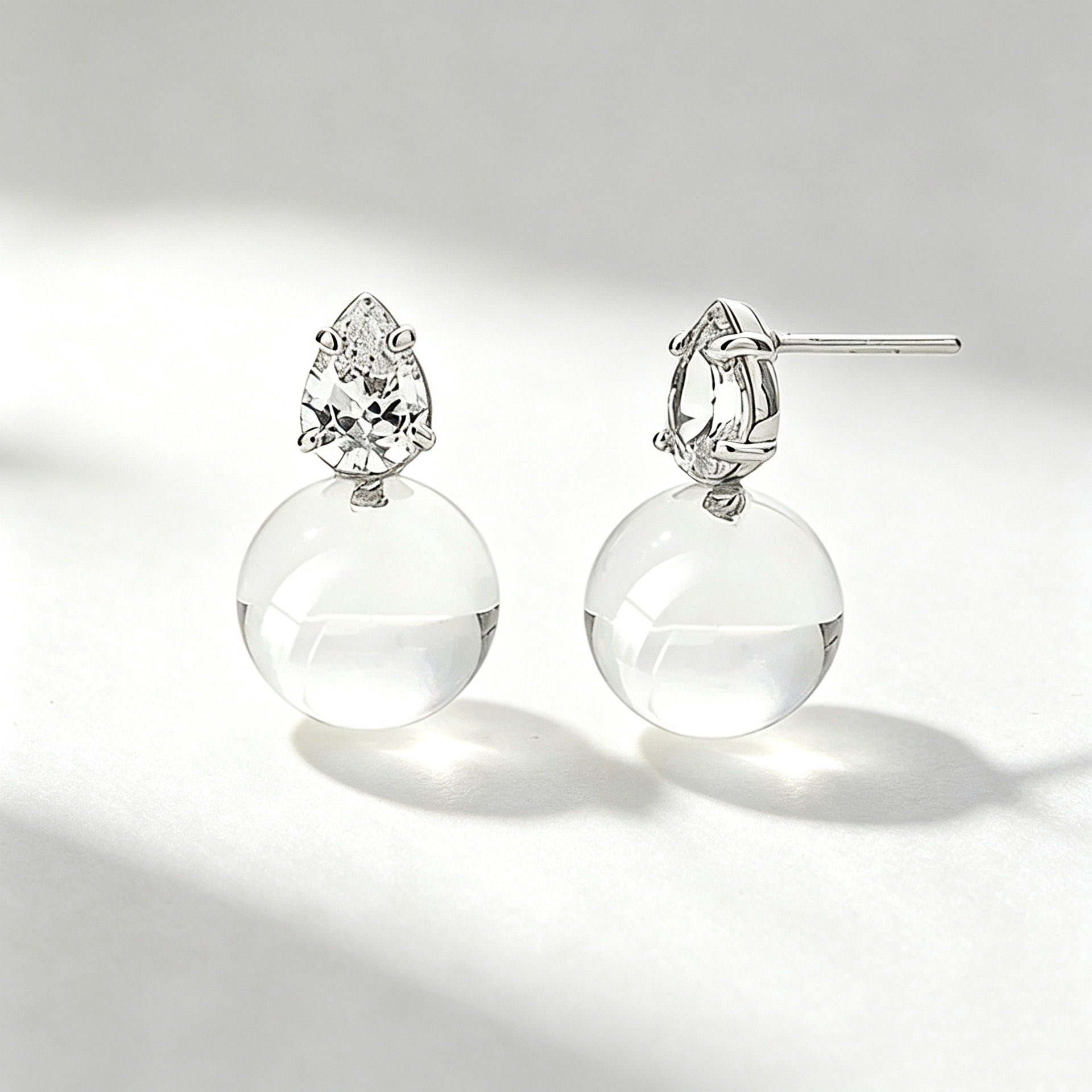 Bubble Series White Crystal Zirconia Stud Earrings for Women, 925 Silver Needle, Light Luxury High-End Elegant Earrings, Transparent Round Bead Ear Accessories