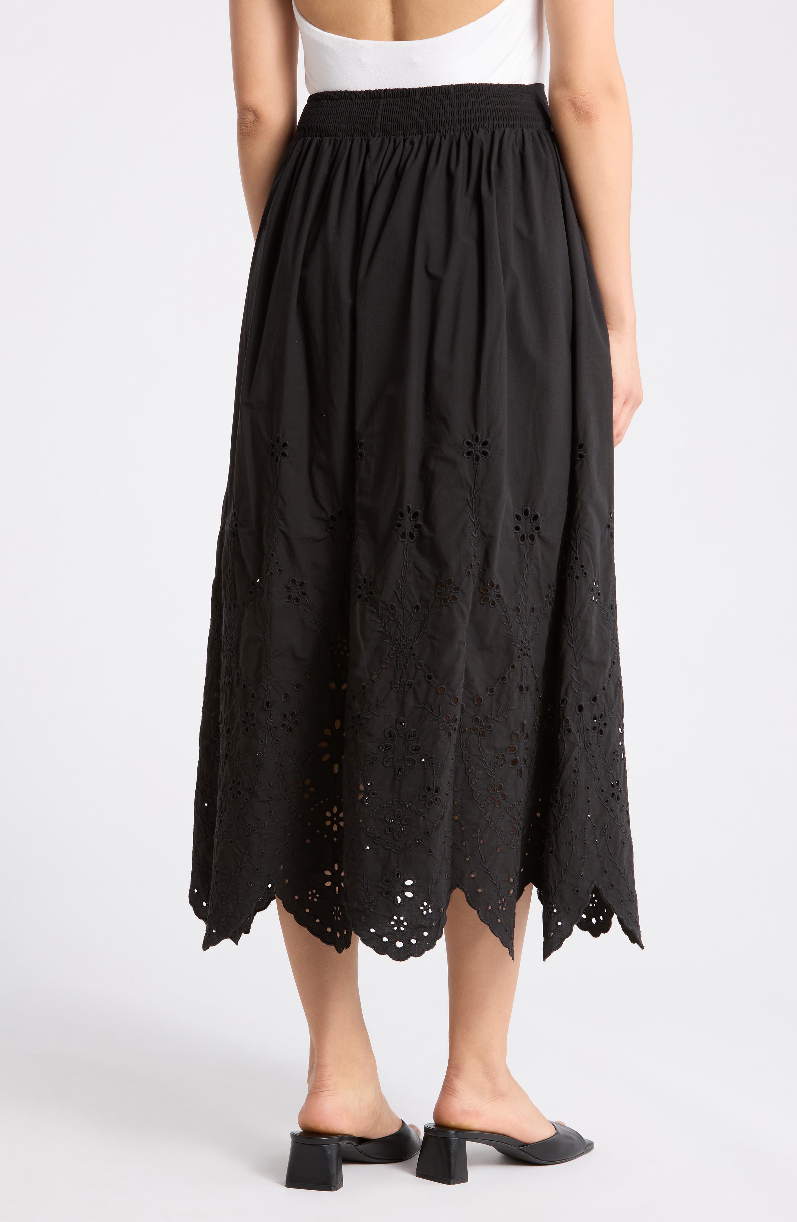 T Tahari Embroidered Eyelet Cotton Skirt
