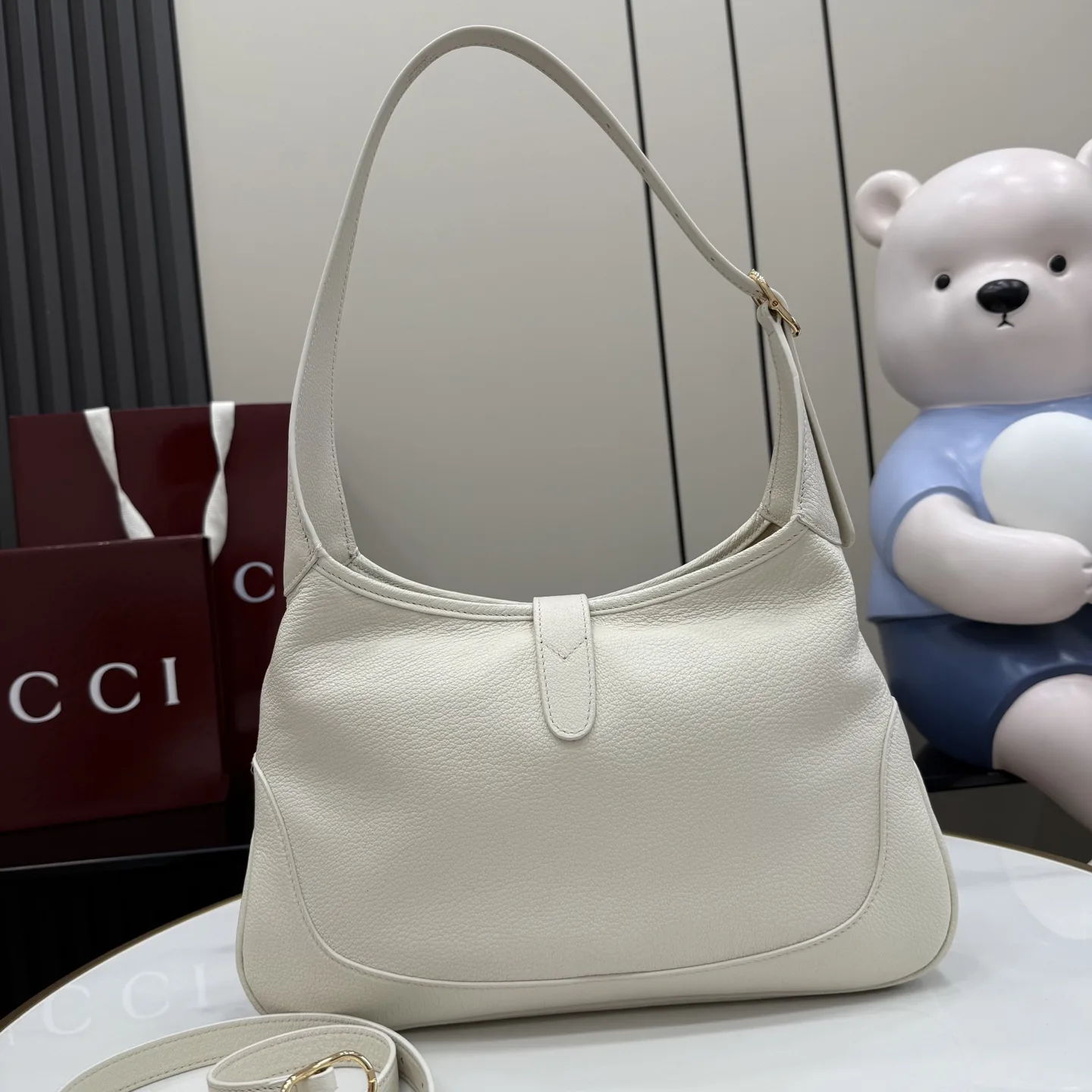 Gucci White Jackie Grained Leather Shoulder Bag product photo from LabelPicks