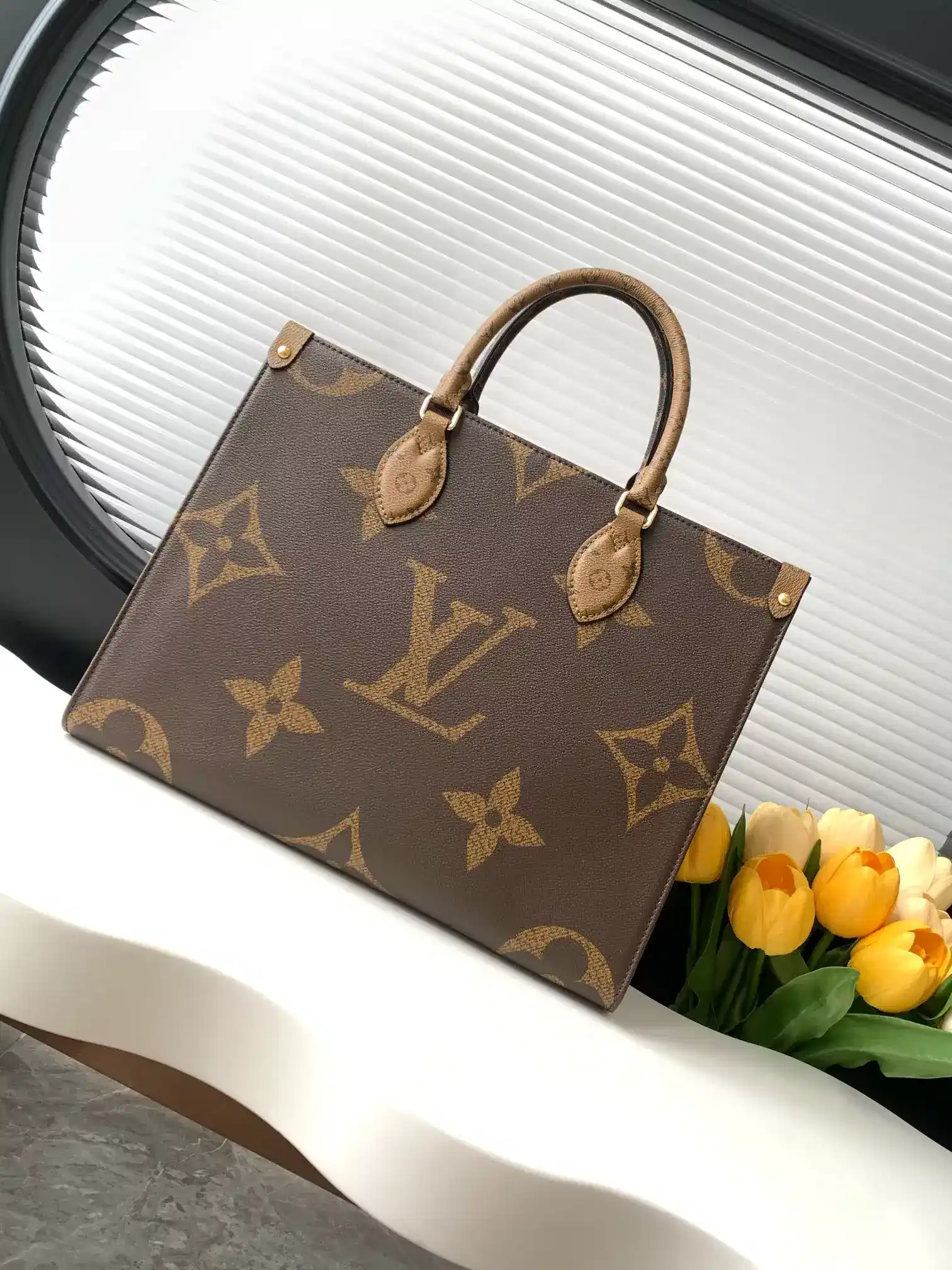 Louis Vuitton Onthego Tote Bag product photo from LabelPicks