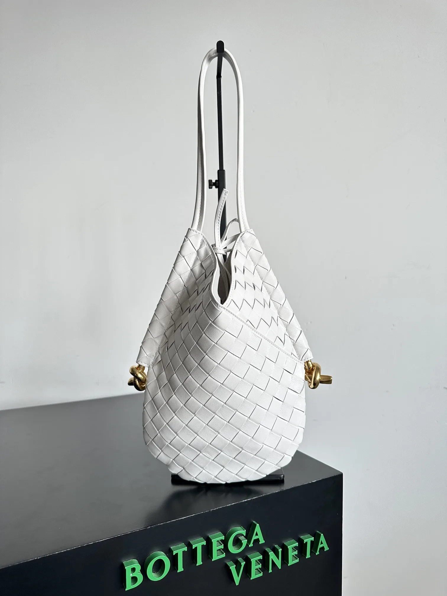 Bottega Veneta Polished Shoulder Bag product photo from LabelPicks