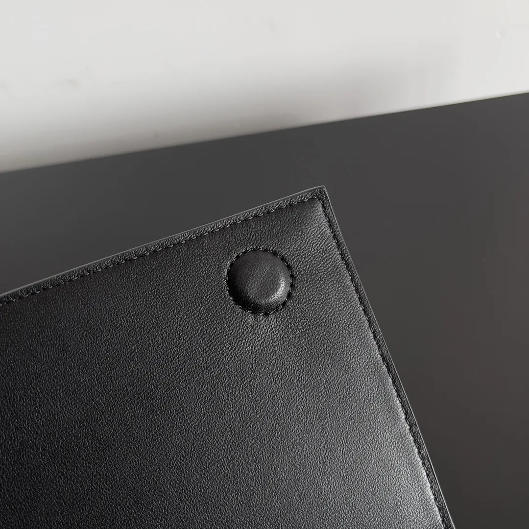 Bottega Veneta Polished Clutch product photo from LabelPicks