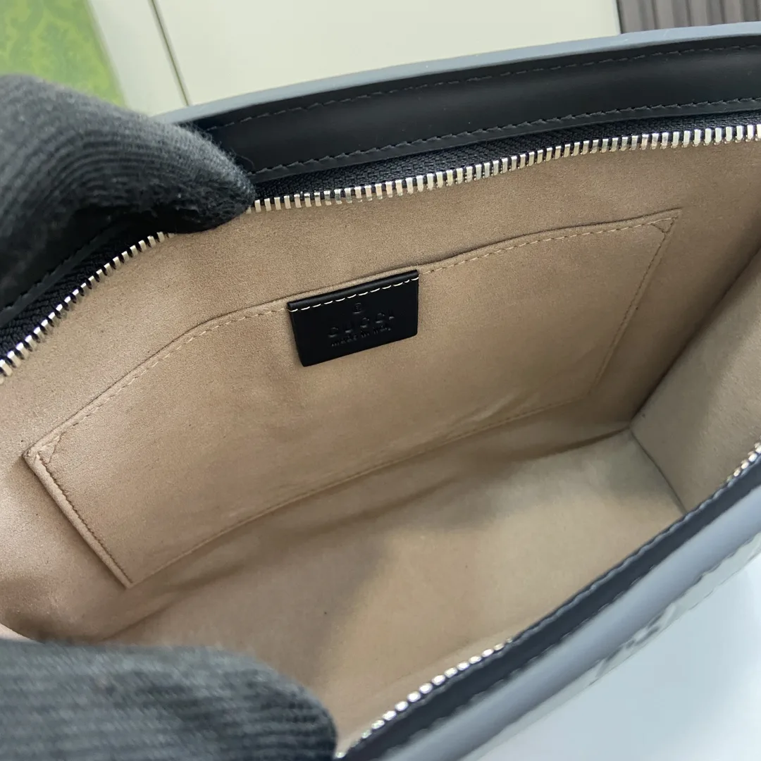 Gucci Ophidia Black GG Supreme Canvas Clutch product photo from LabelPicks