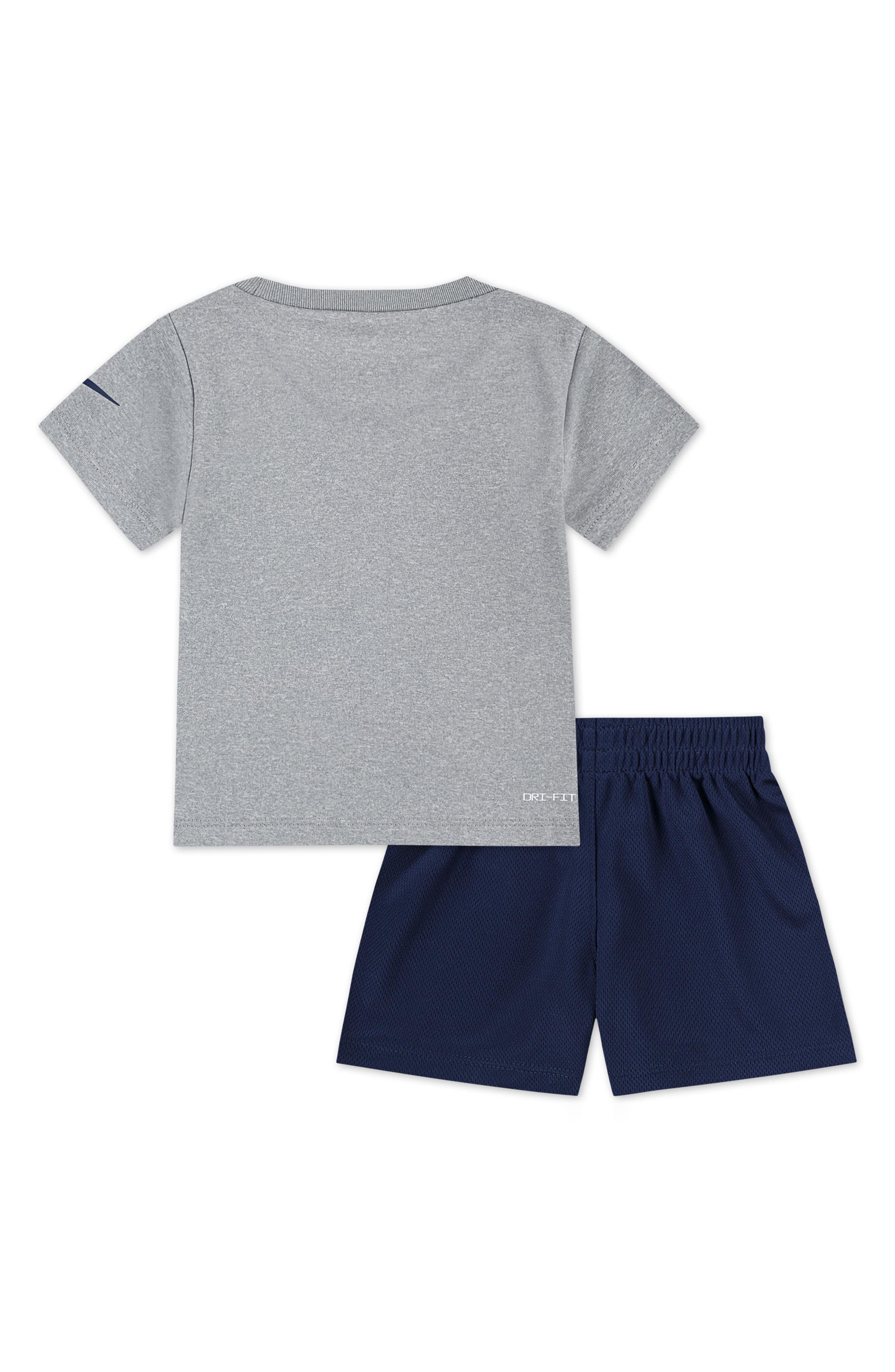 Nike Just Do It Shirt & Shorts Set