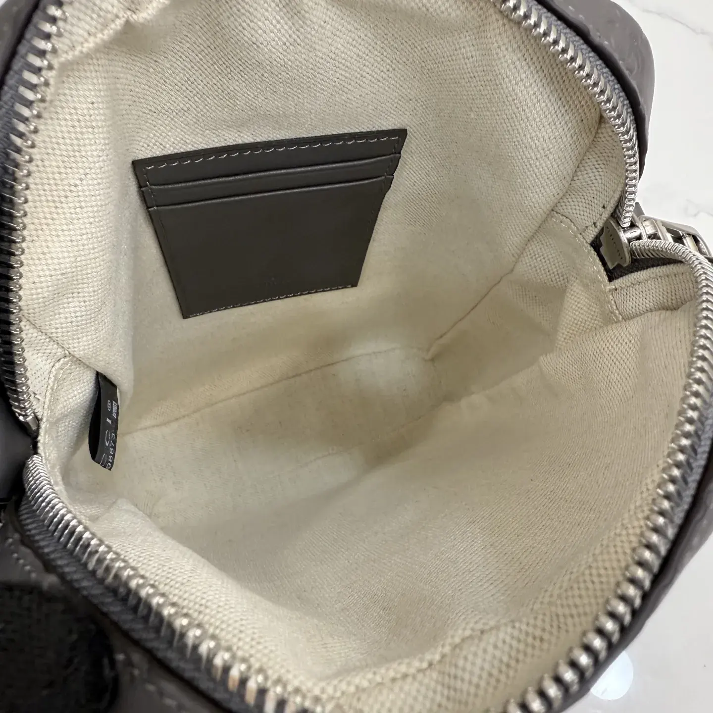 Gucci Grey Smooth Leather Crossbody Bag product photo from LabelPicks