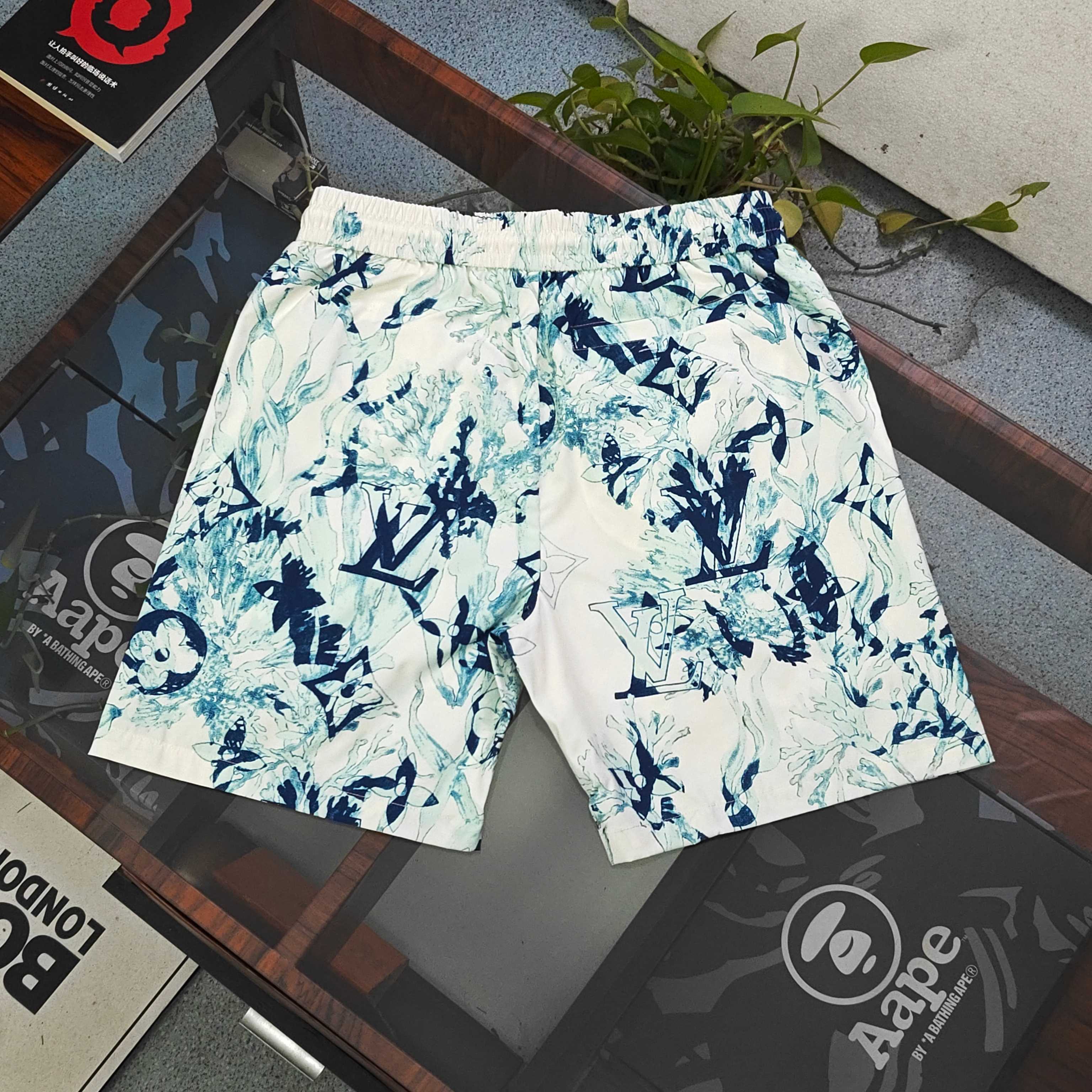0511 Classic logo print short
