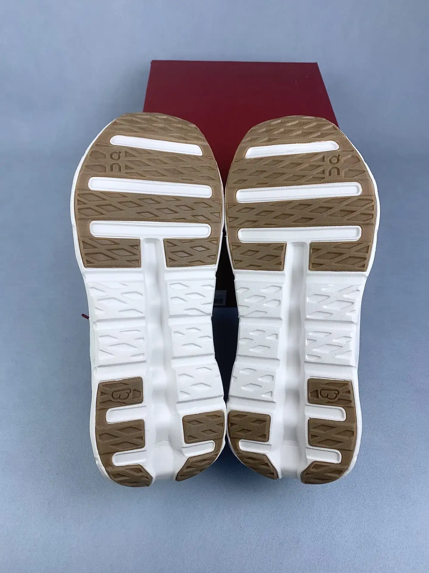 On Cloudtilt Shoes product photo from LabelPicks