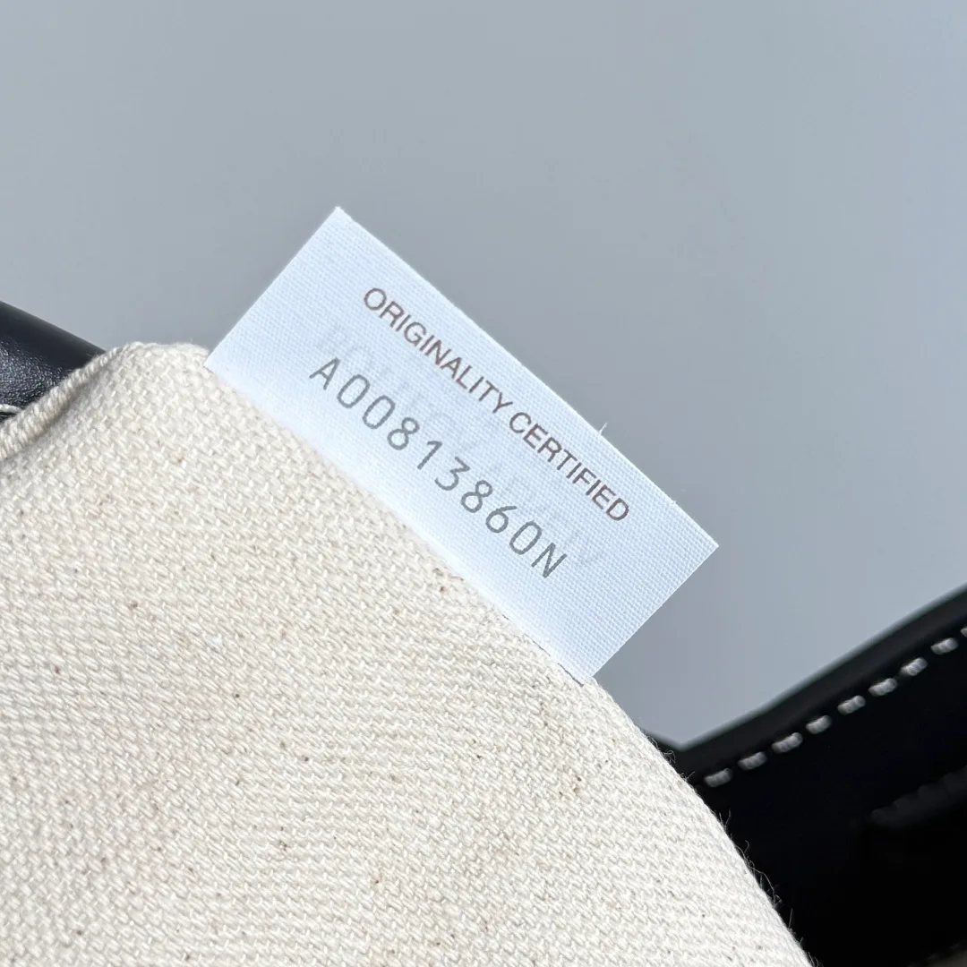Bottega Veneta Intrecciato Woven Leather Andiamo Tote Bag product photo from LabelPicks