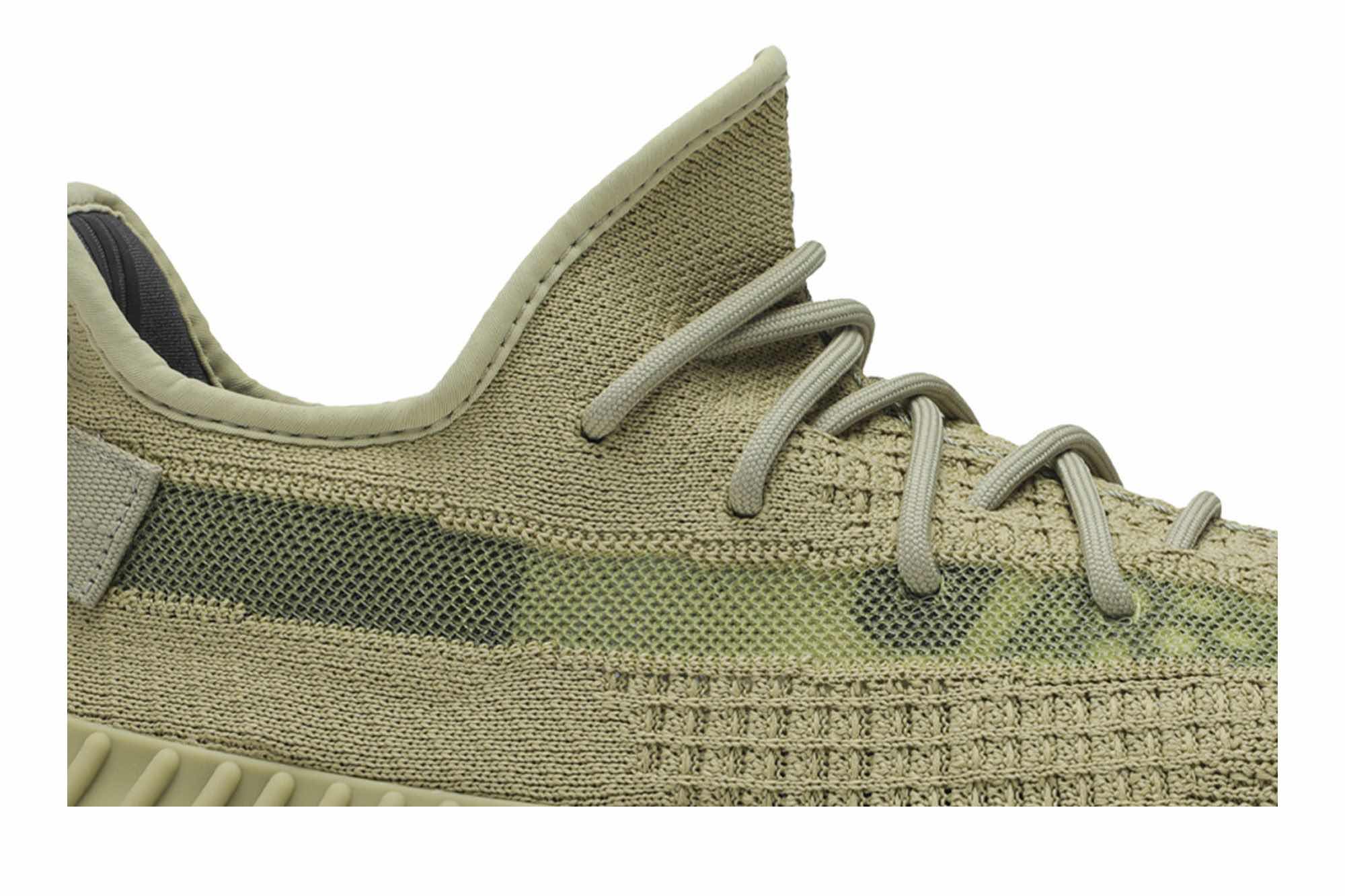 Adidas Yeezy Boost 350 V2 ‘Sulfur’ FY5346