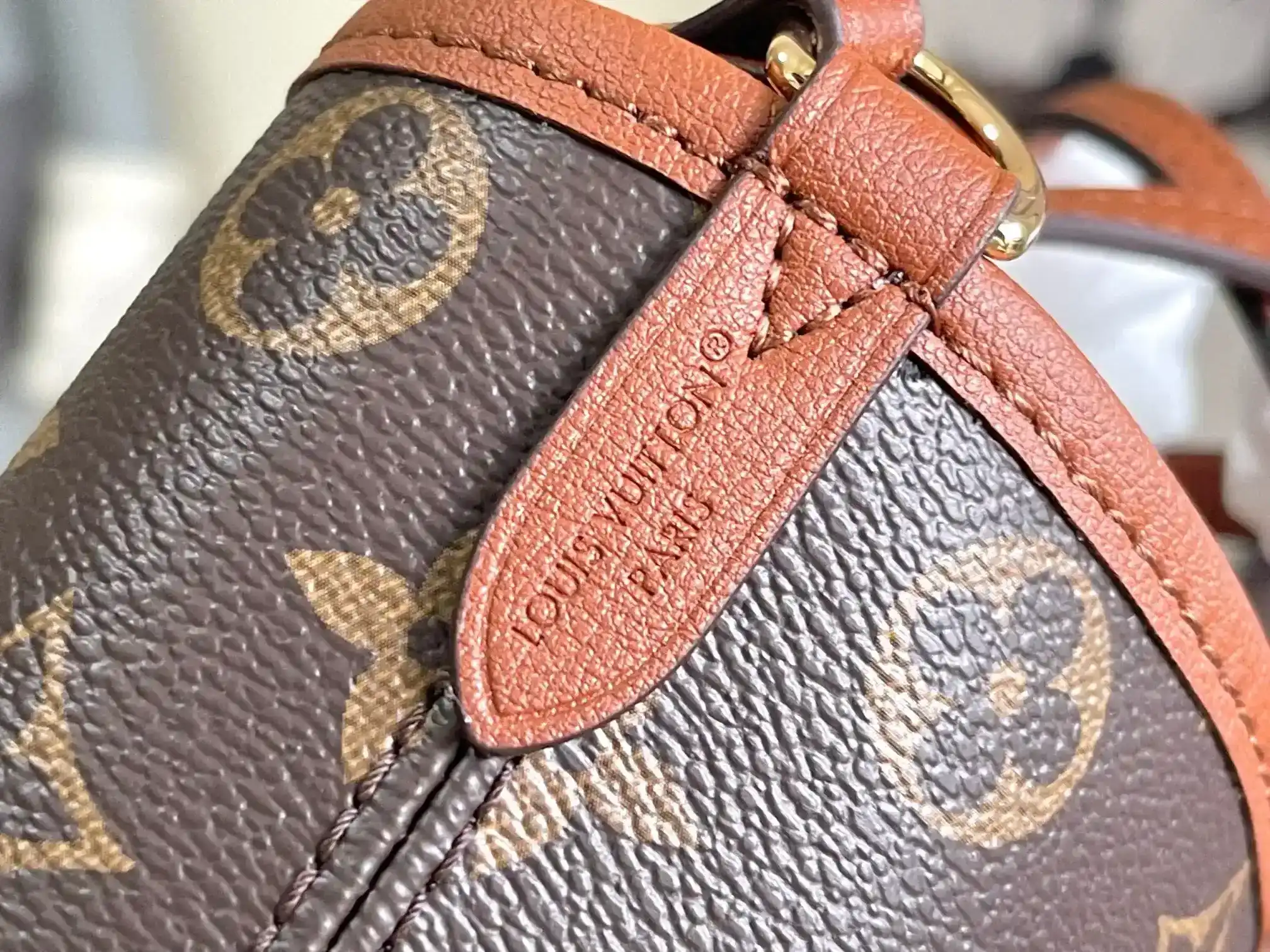 Louis Vuitton Black Neverfull Grained Leather Shoulder Bag product photo from LabelPicks