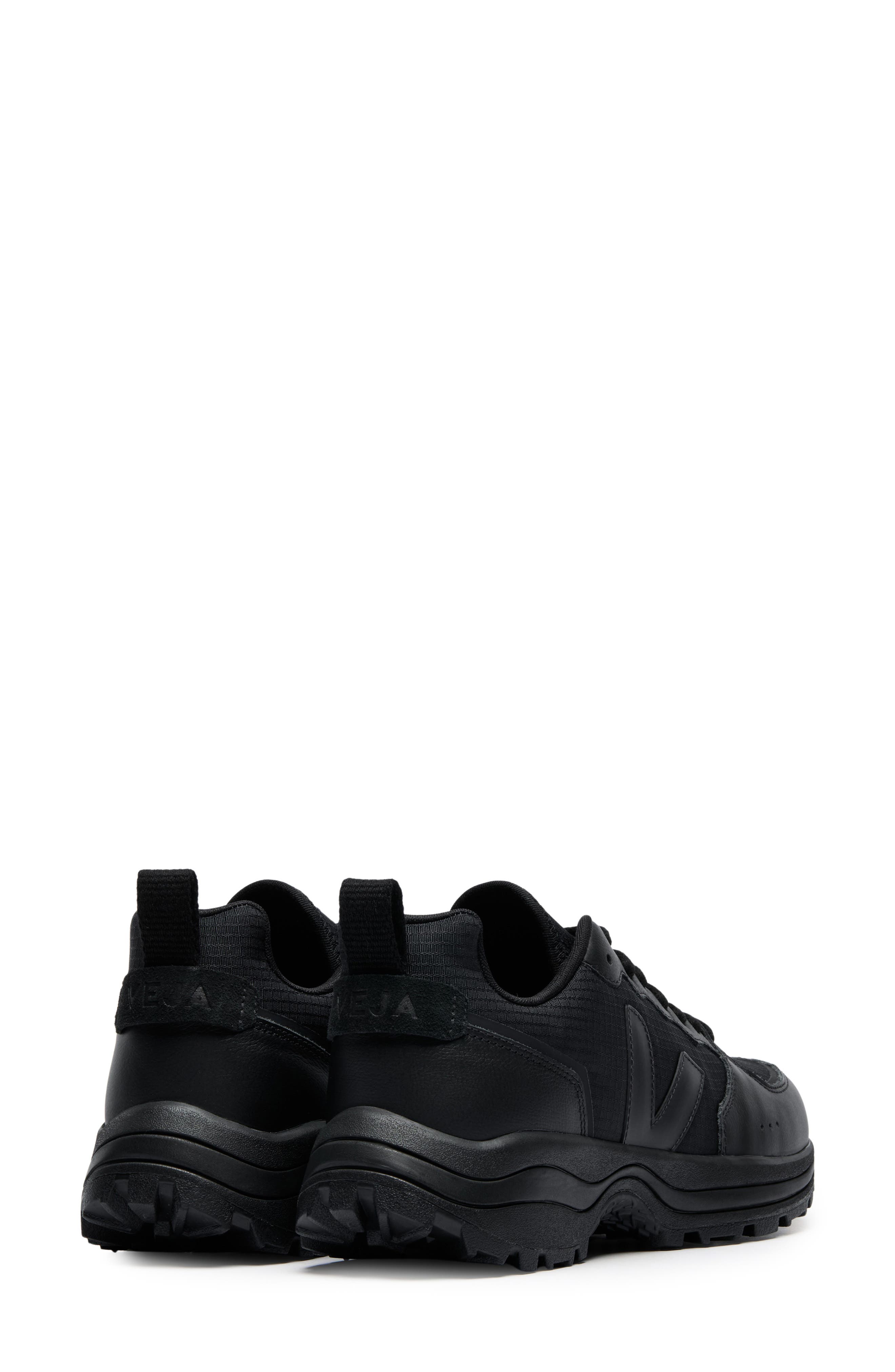 Veja Venturi II Lace Up Sneaker