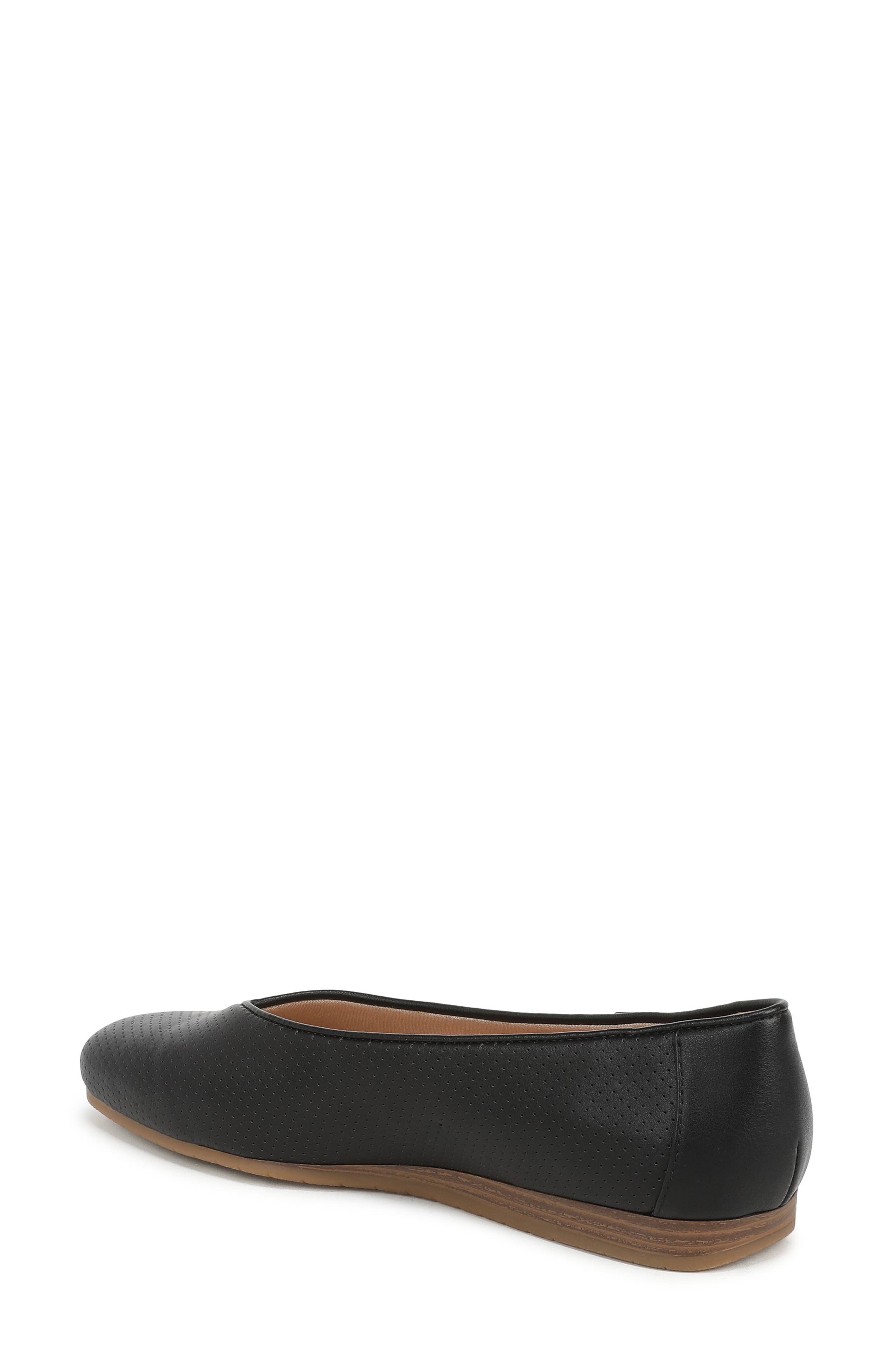 Dr. Scholl's Violet Flat