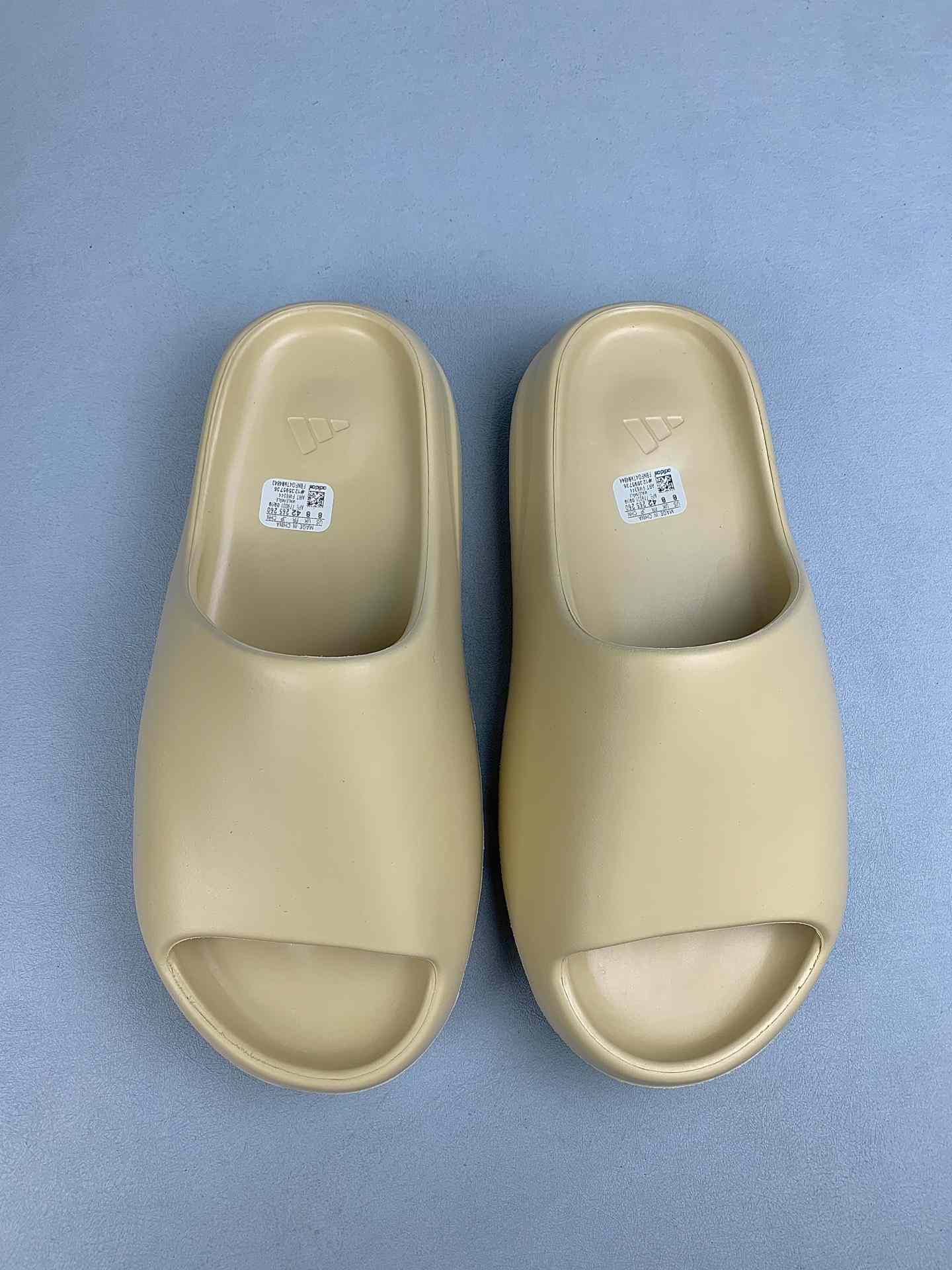 adidas Yeezy Slide Bone Shoes