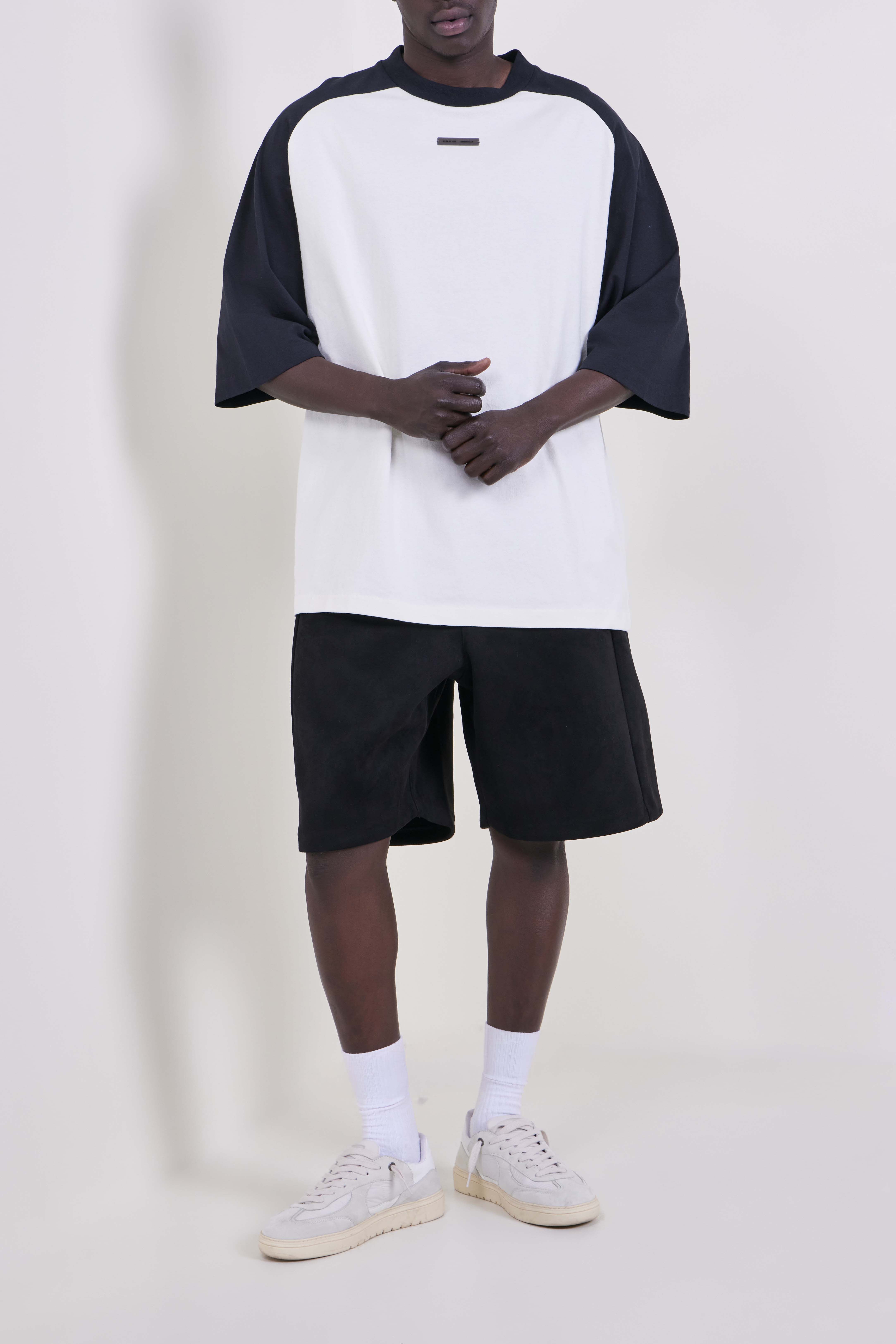 FEAR OF GOD ESSENTIALS חולצת טי בייסבול