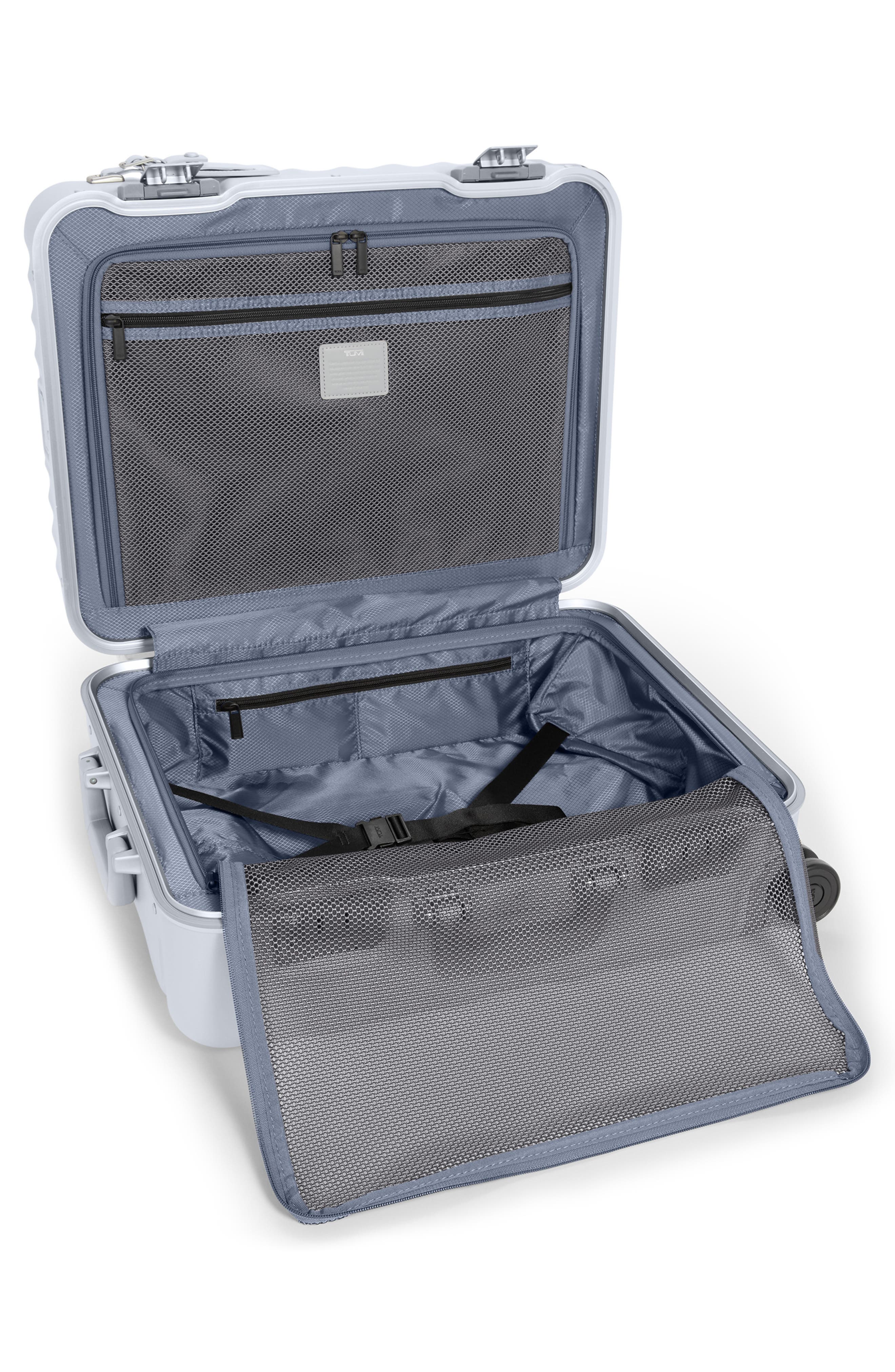 TUMI 19 Degrees 22-Inch Continental Expandable Spinner Carry-On Bag