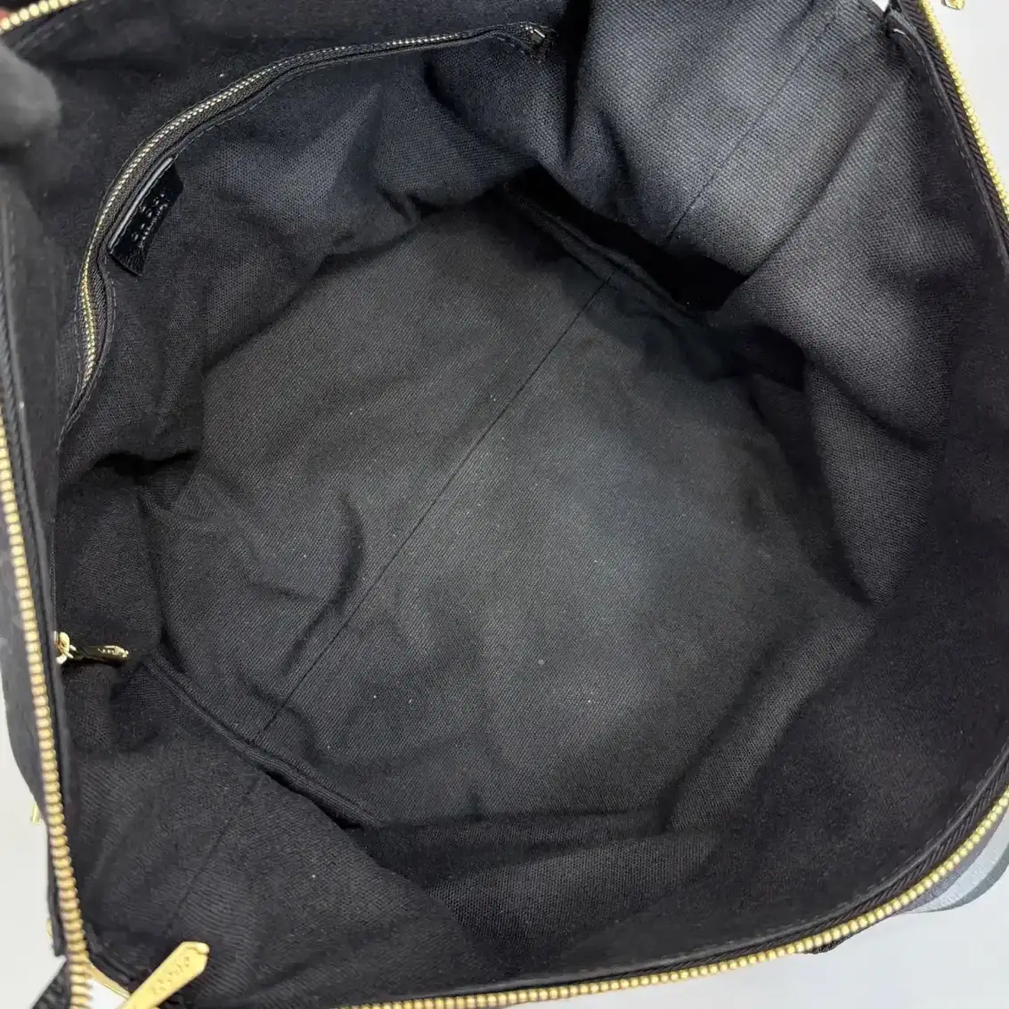 Gucci Black Canvas and Leather Shoulder Bag product photo from LabelPicks
