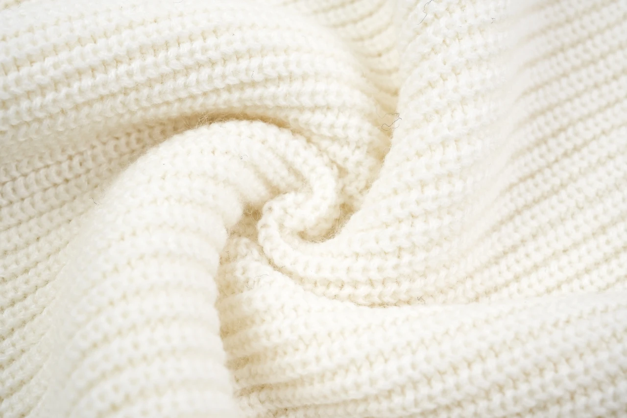 Louis Vuitton White Chunky Rib Half Zip Sweater product photo from LabelPicks