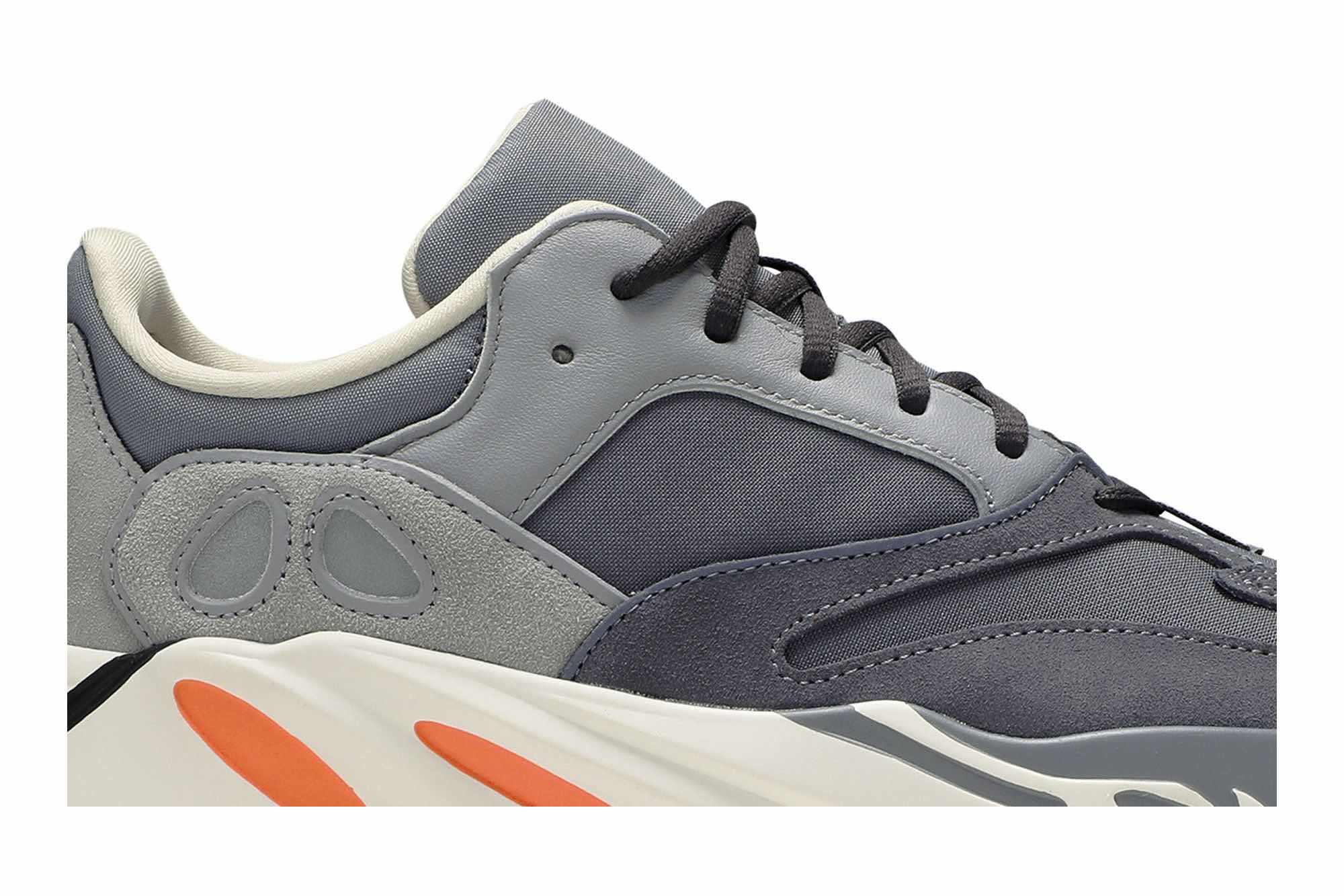 Adidas Yeezy Boost 700 ‘Magnet’ FV9922