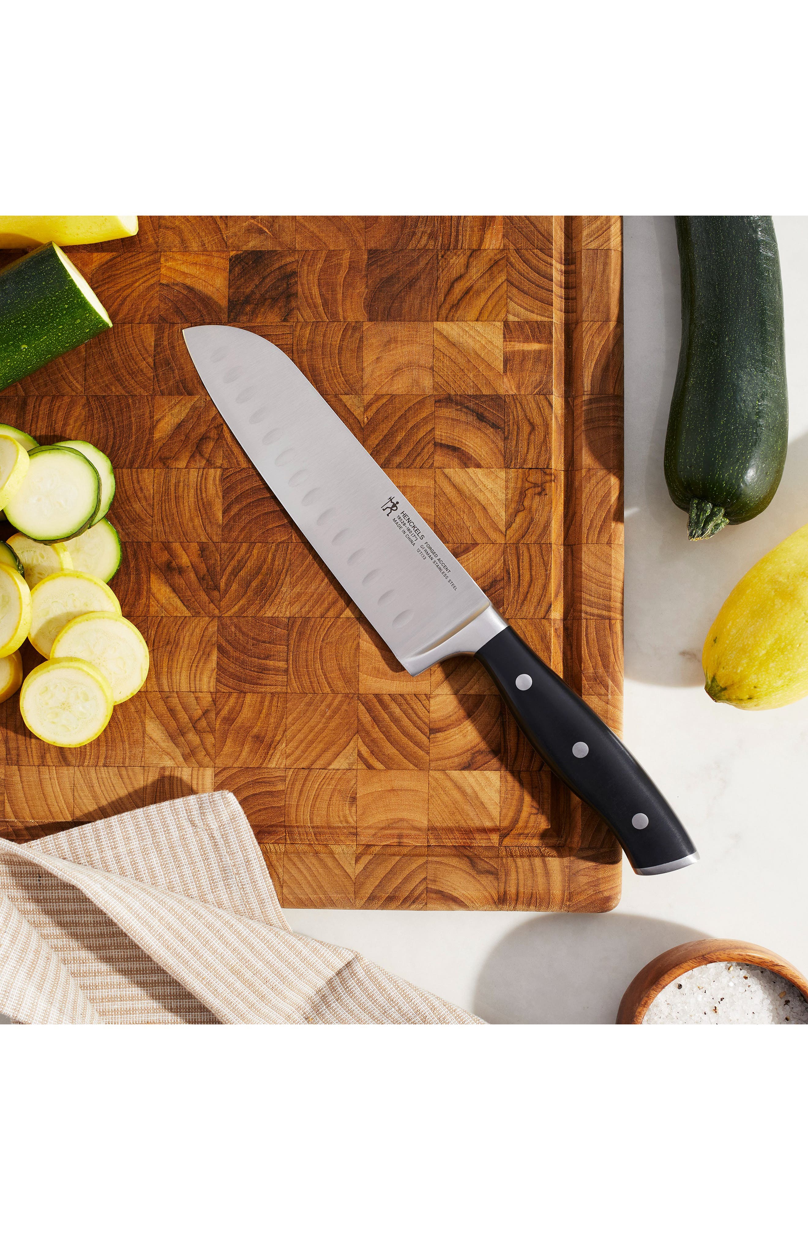 HENCKELS CUTLERY Forged Accent 7-Inch Chef's Knife