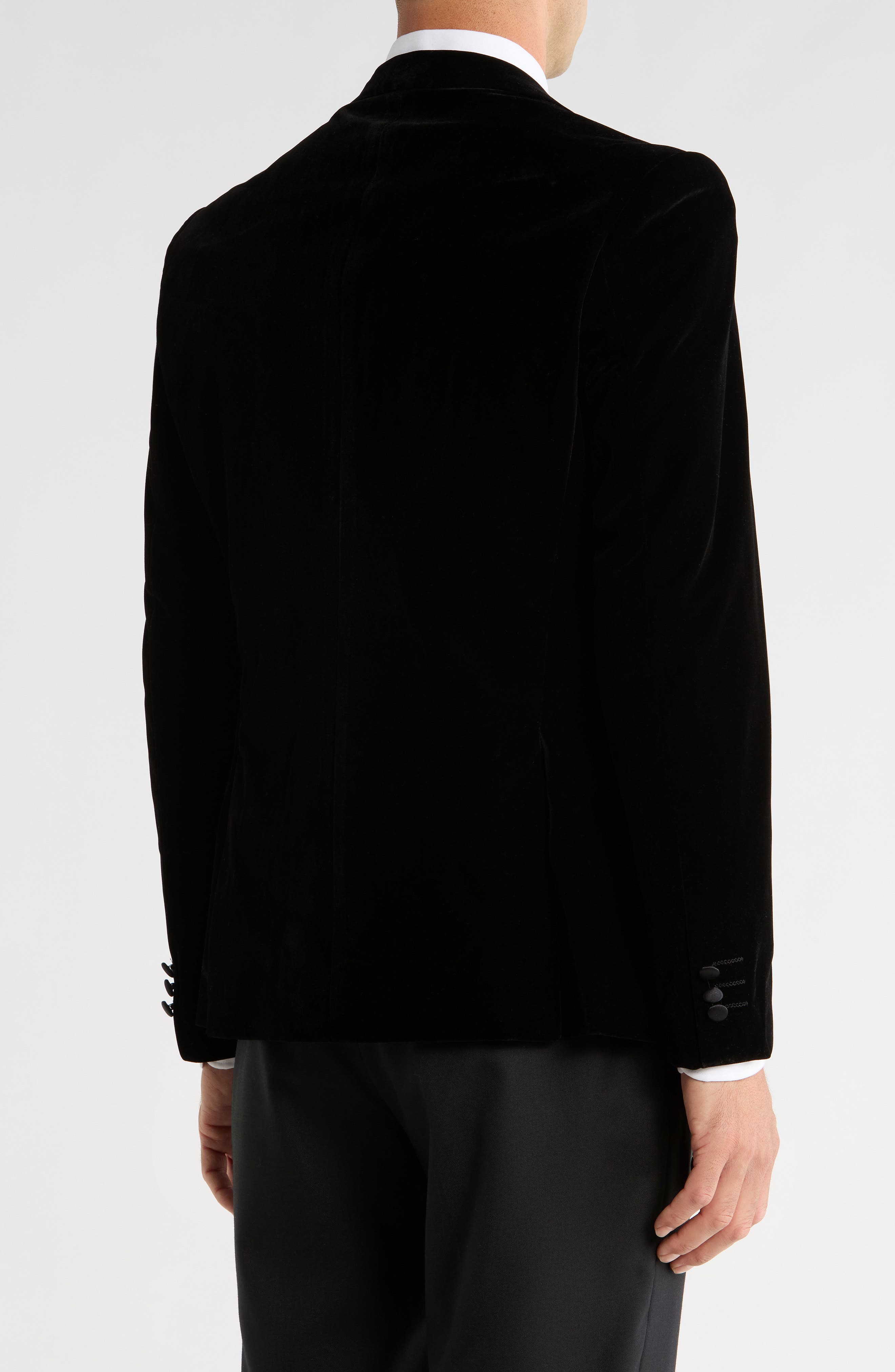 TOM BAINE Peak Lapel Velvet Dinner Jacket