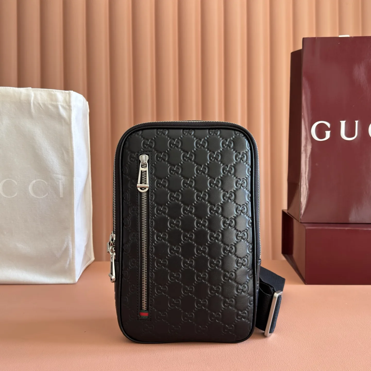 Gucci Smooth Leather Crossbody Bag product photo from LabelPicks