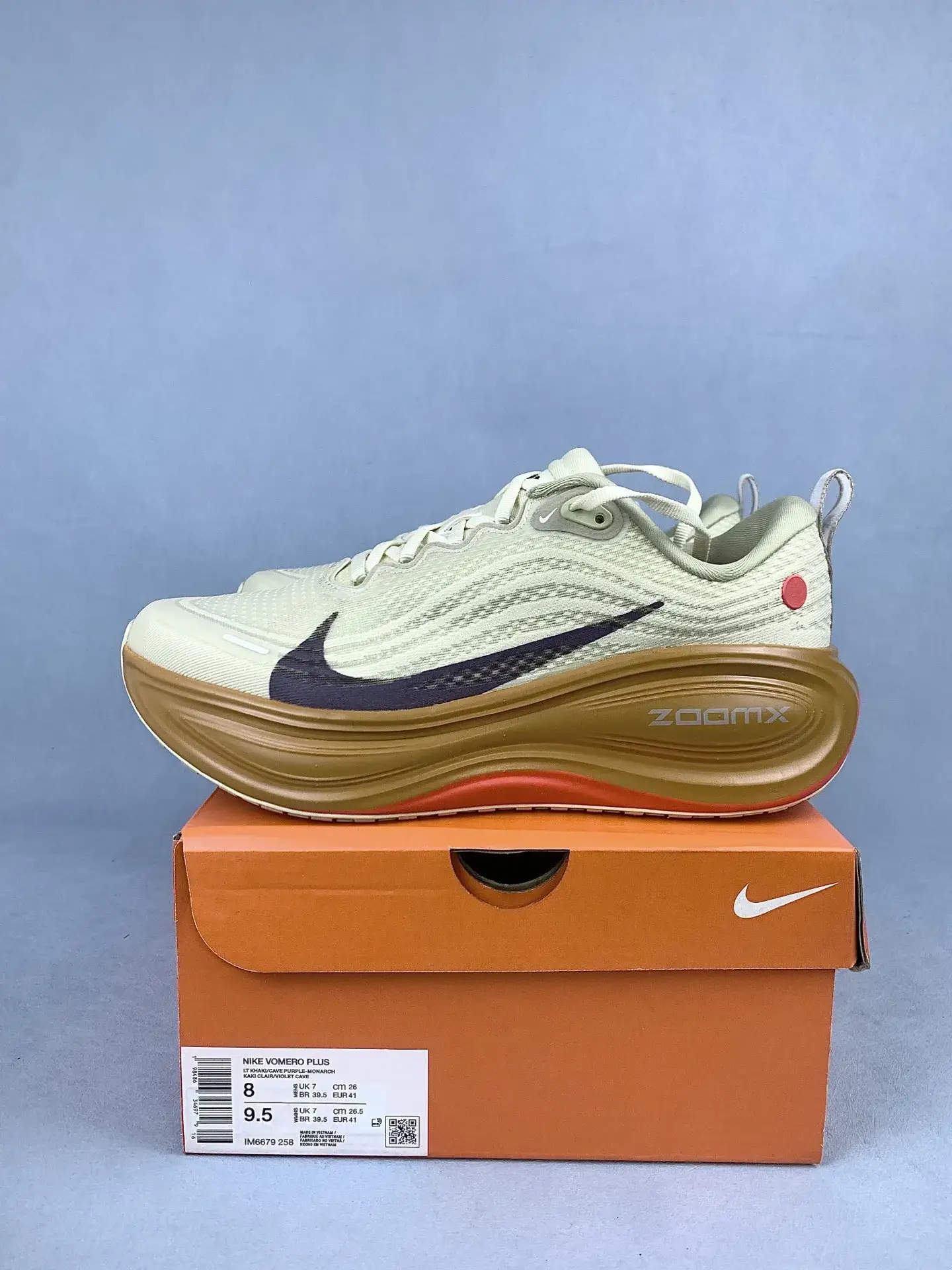 Nike Vomero Plus Shoes product photo from LabelPicks