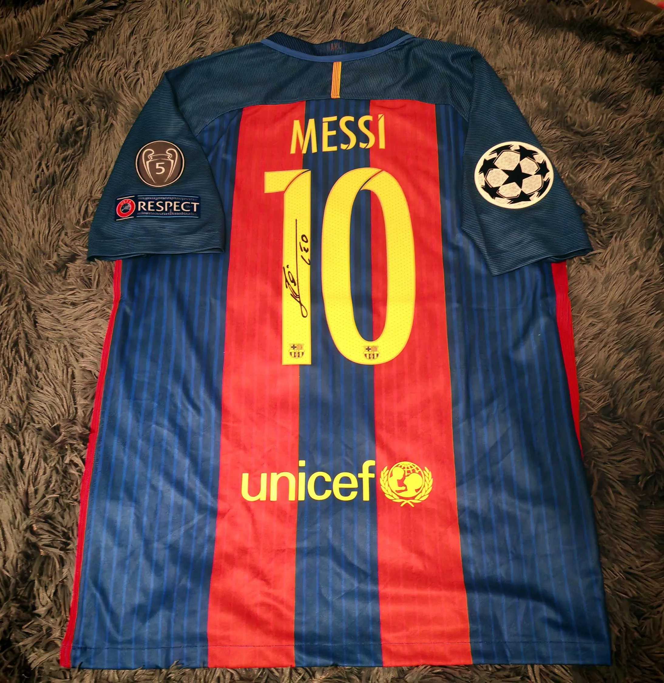 Lionel Messi SIGNED Barcelona 16/17 Home UCL Jersey/Shirt - COA - Retro