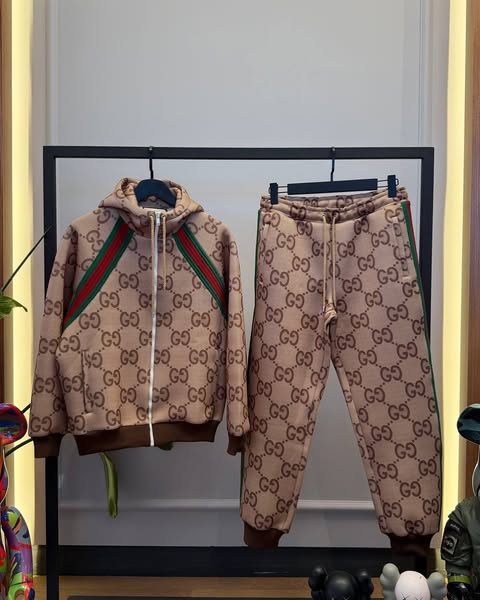 New hooded jacket