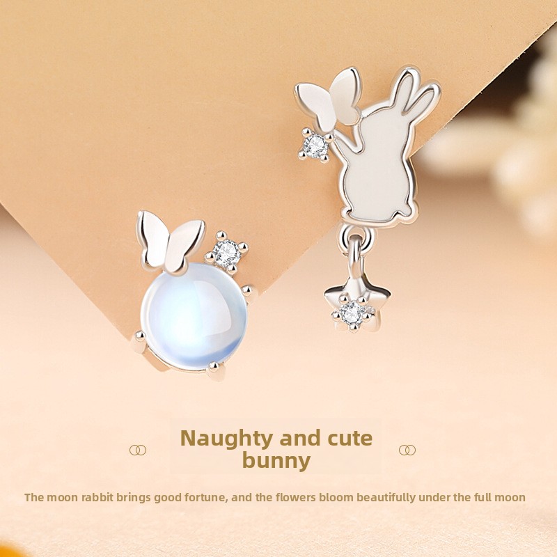 Original design, cute and playful bunny earrings for women, made of 925 sterling silver, Korean style, minimalist design, trendy and unique, asymmetrical bunny earrings
