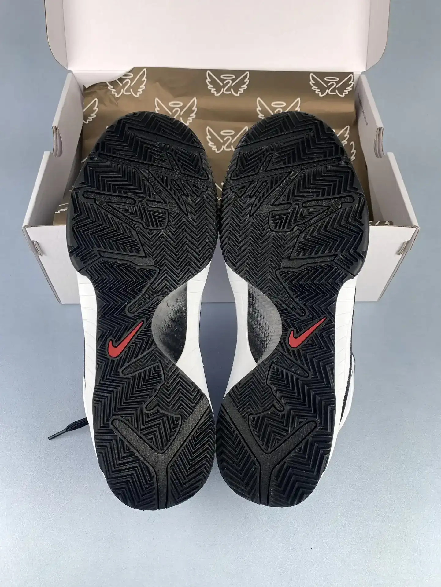 Kobe IV Protro “Mambacita” Basketball Shoes product photo from LabelPicks