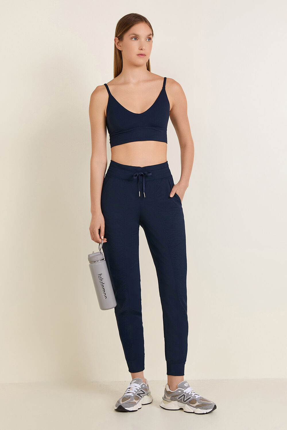 LULULEMON Dance Studio Mid-Rise Jogger
