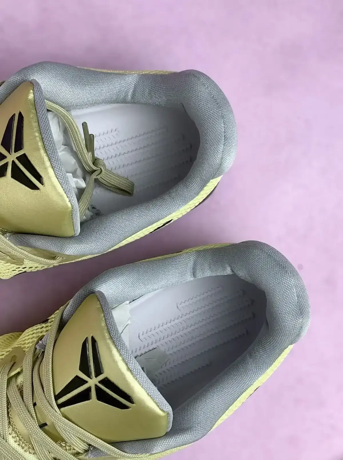 Kobe 11 TB Basketball Shoes product photo from LabelPicks