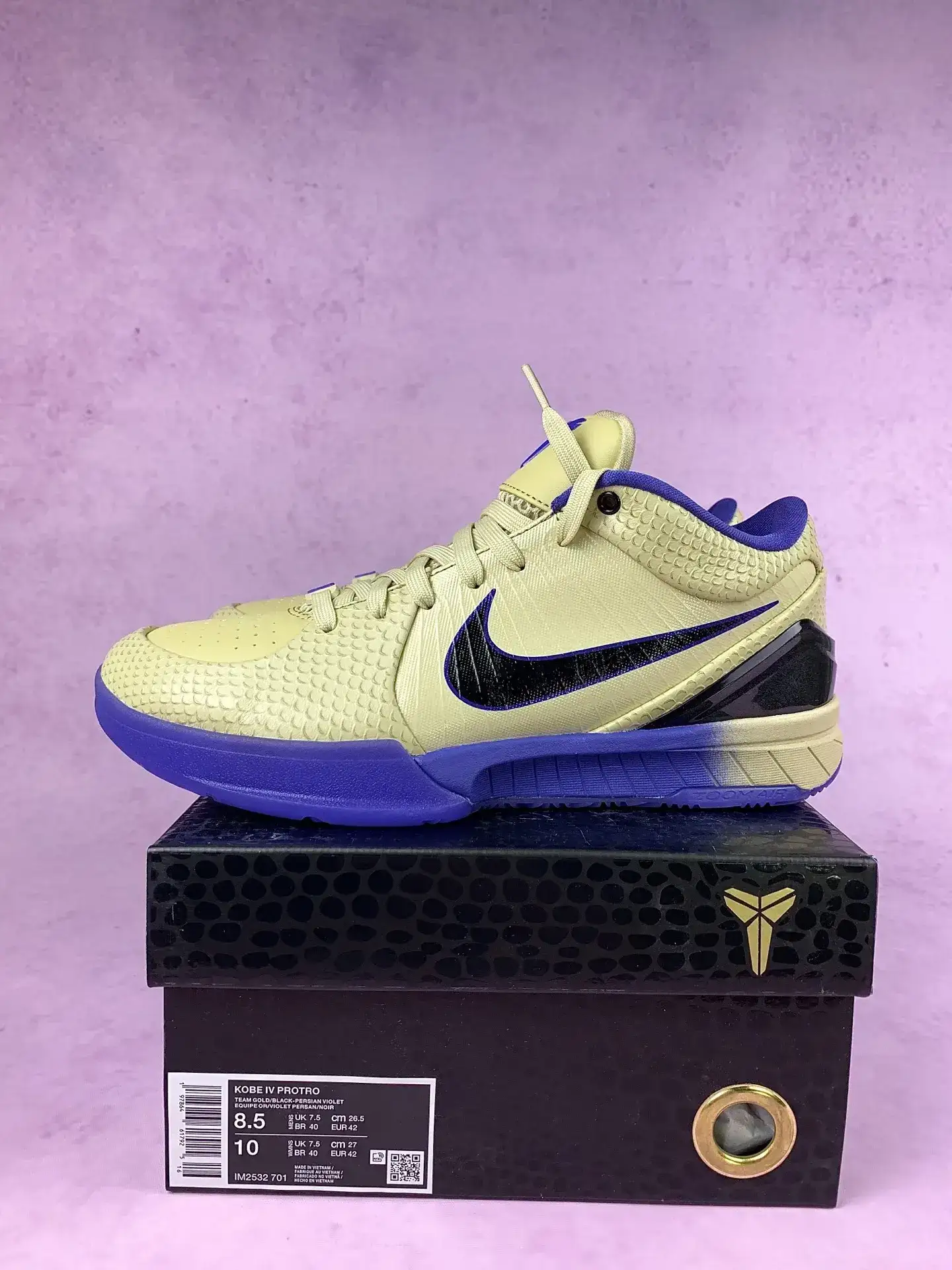 FC Barcelona x Kobe 4 Protro “Away Kit” Basketball Shoes product photo from LabelPicks