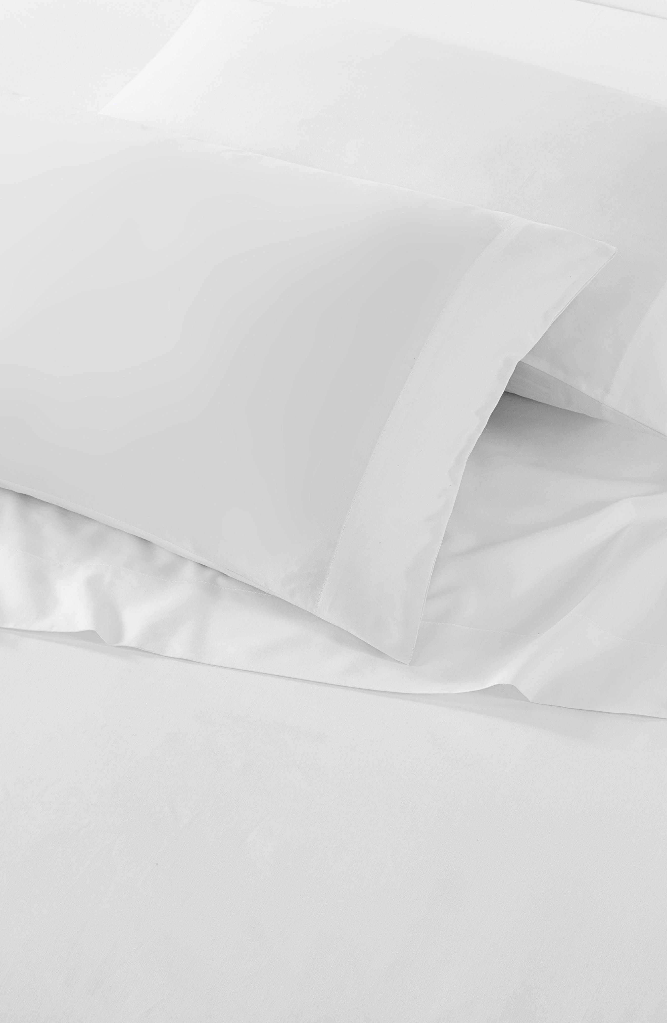 Vera Wang 800 Thread Count Set of 2 Pillowcases