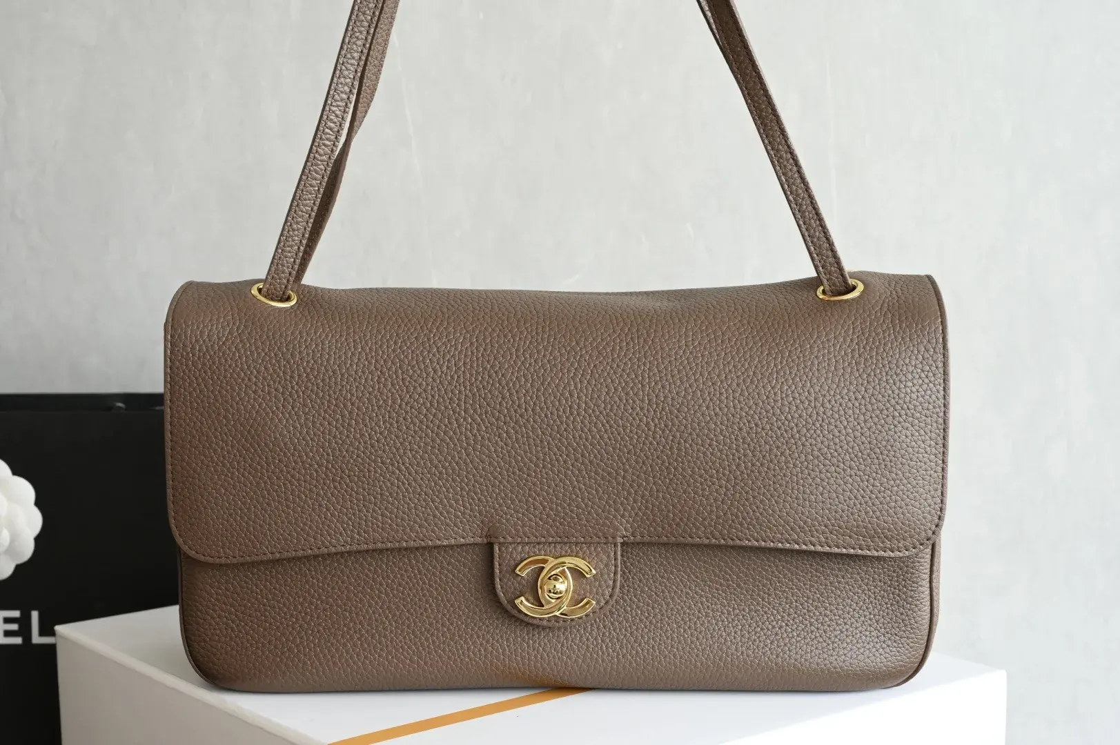 Chanel Grained Leather Shoulder Bag product photo from LabelPicks