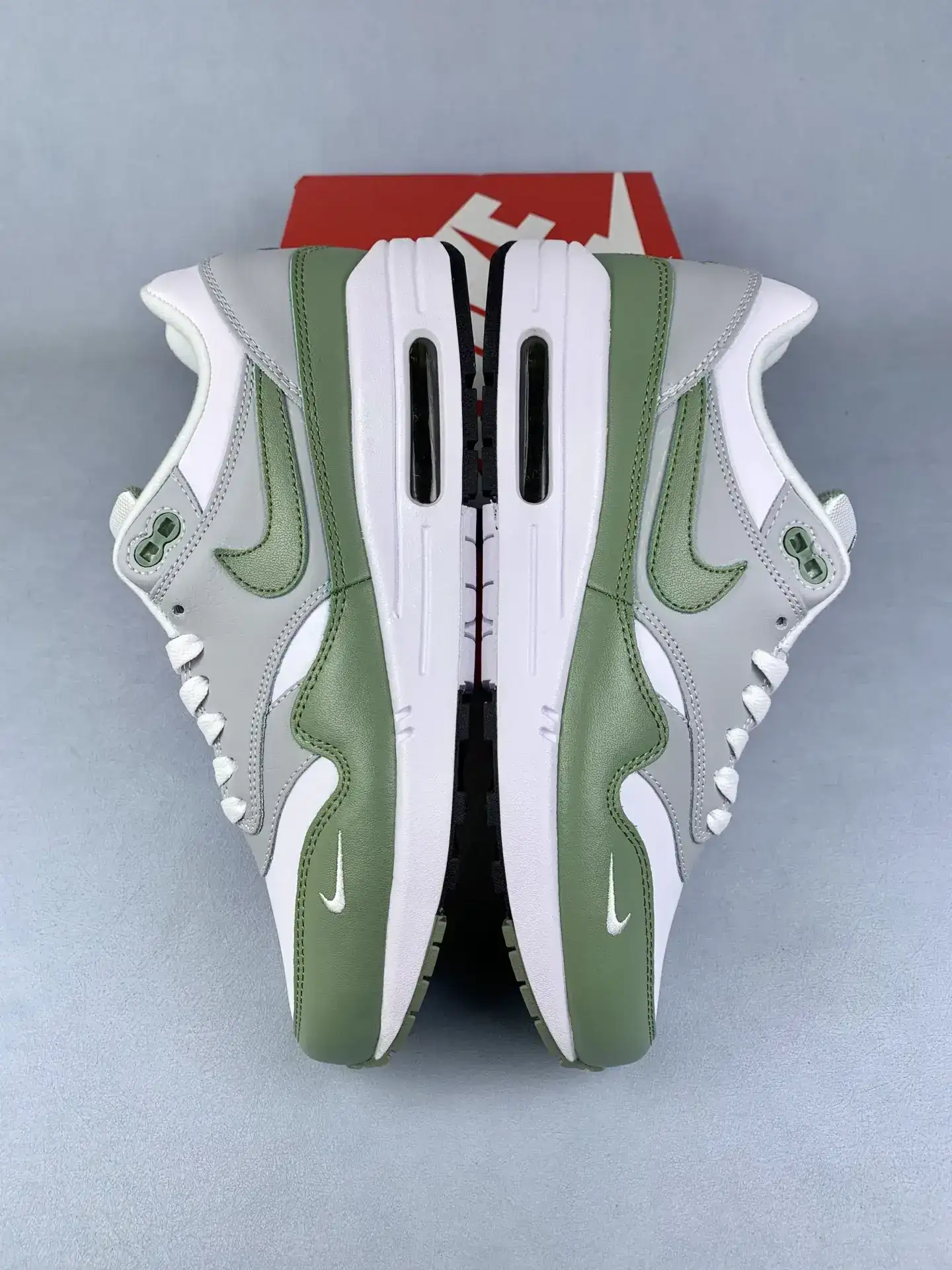 Nike Air Max 1 Premium 