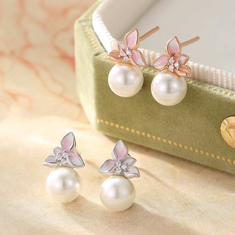 Original French design s925 sterling silver magnolia pearl earrings for women, fresh and sweet pearl drop earrings, light luxury earrings