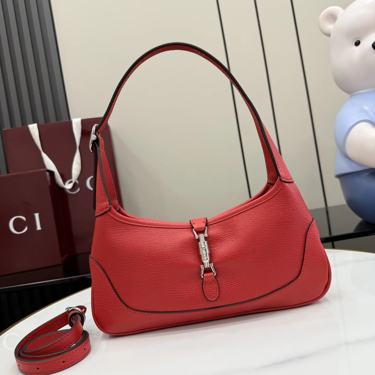 Gucci Red Jackie Grained Leather Shoulder Bag product photo from LabelPicks