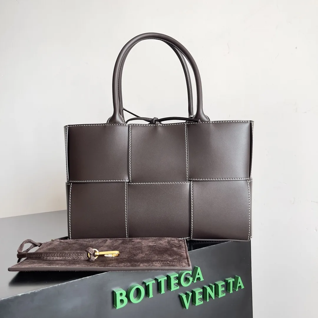 Bottega Veneta Intrecciato Woven Leather Tote Bag product photo from LabelPicks