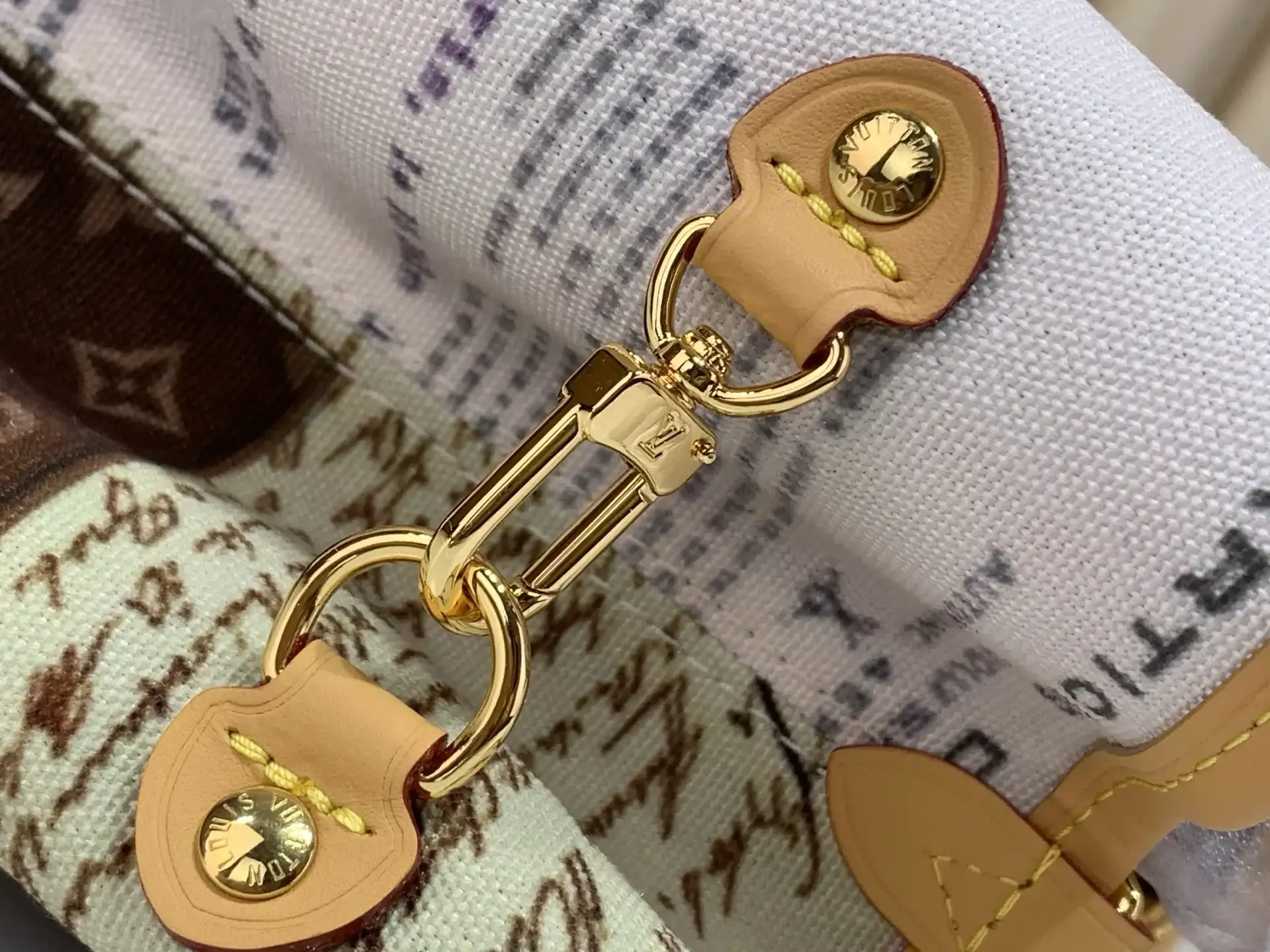 Louis Vuitton Neverfull Monogram Canvas Tote Bag product photo from LabelPicks