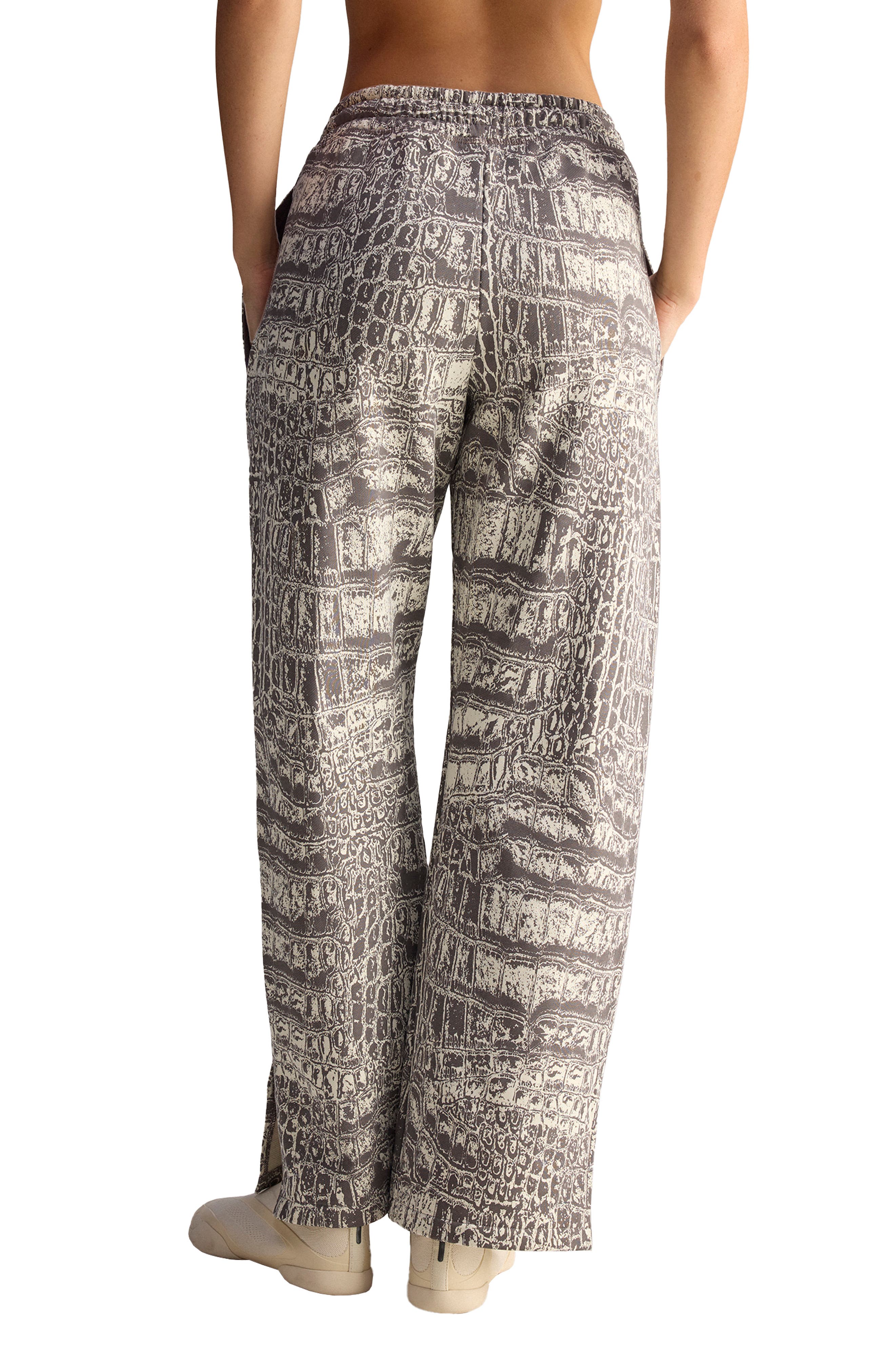 adidas Loose Printed Sweatpants