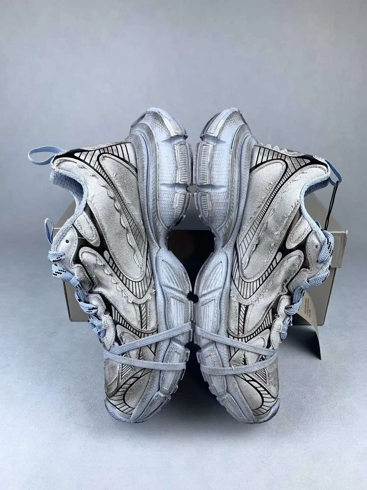 3XL Sneaker in Light Blue product photo from LabelPicks