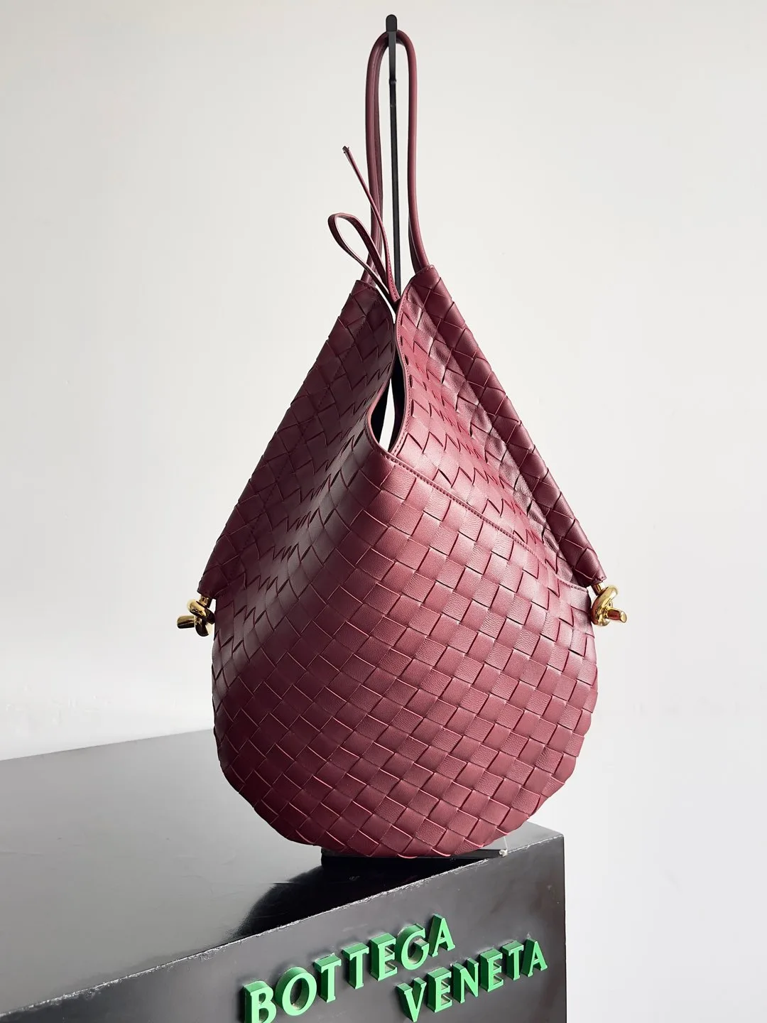 Bottega Veneta Polished Shoulder Bag product photo from LabelPicks