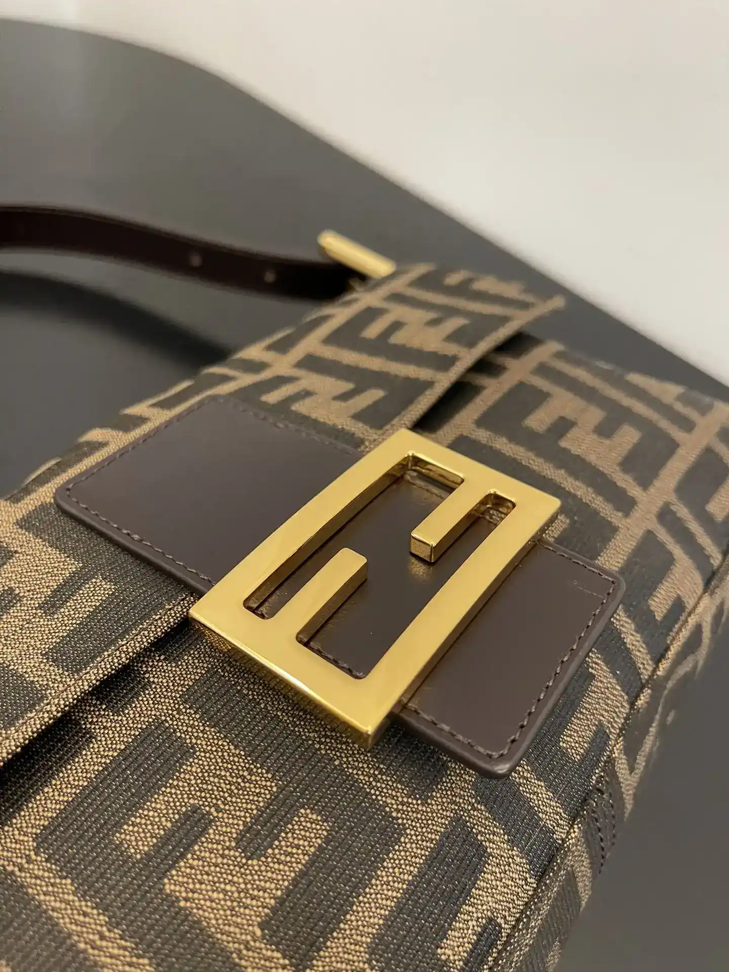 Fendi Baguette Shoulder Bag product photo from LabelPicks